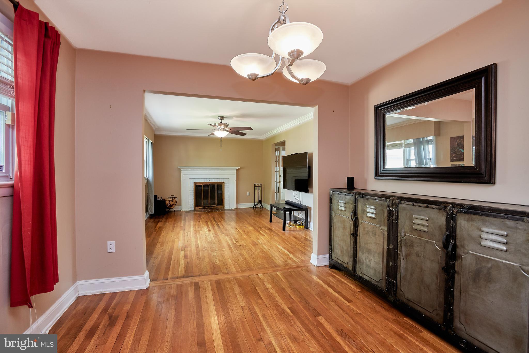 SUBURBAN ESTATES - Residential