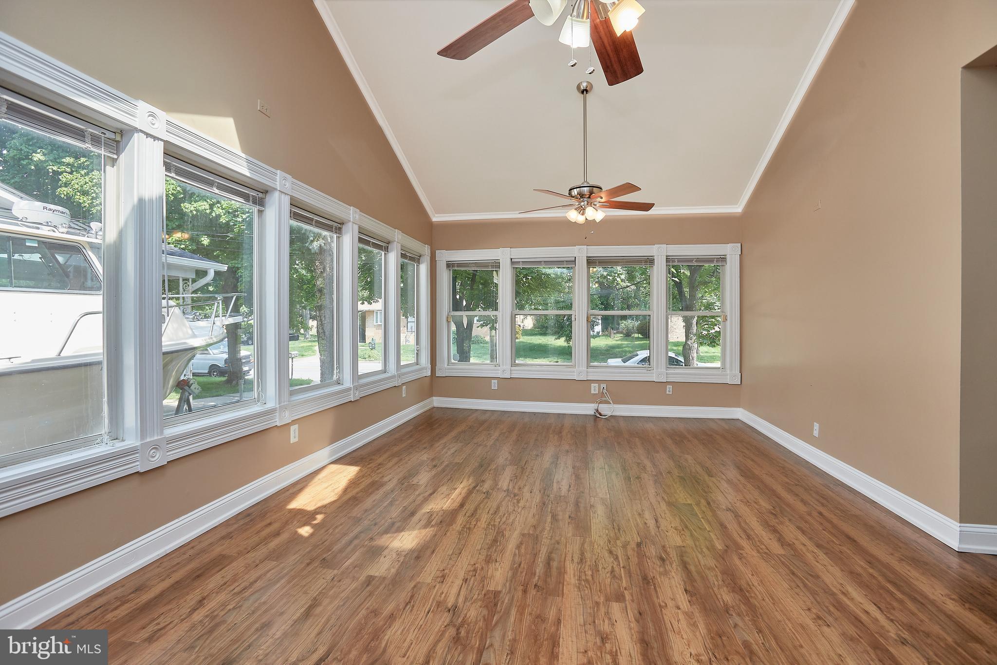 SUBURBAN ESTATES - Residential