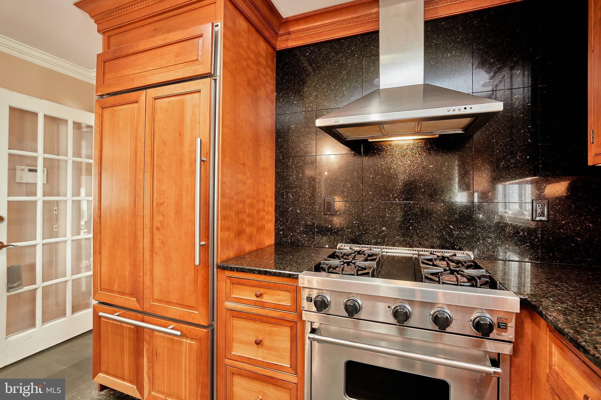 SUBURBAN ESTATES - Residential