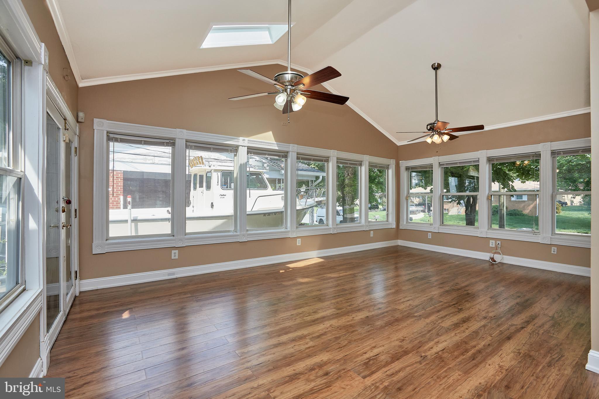 SUBURBAN ESTATES - Residential