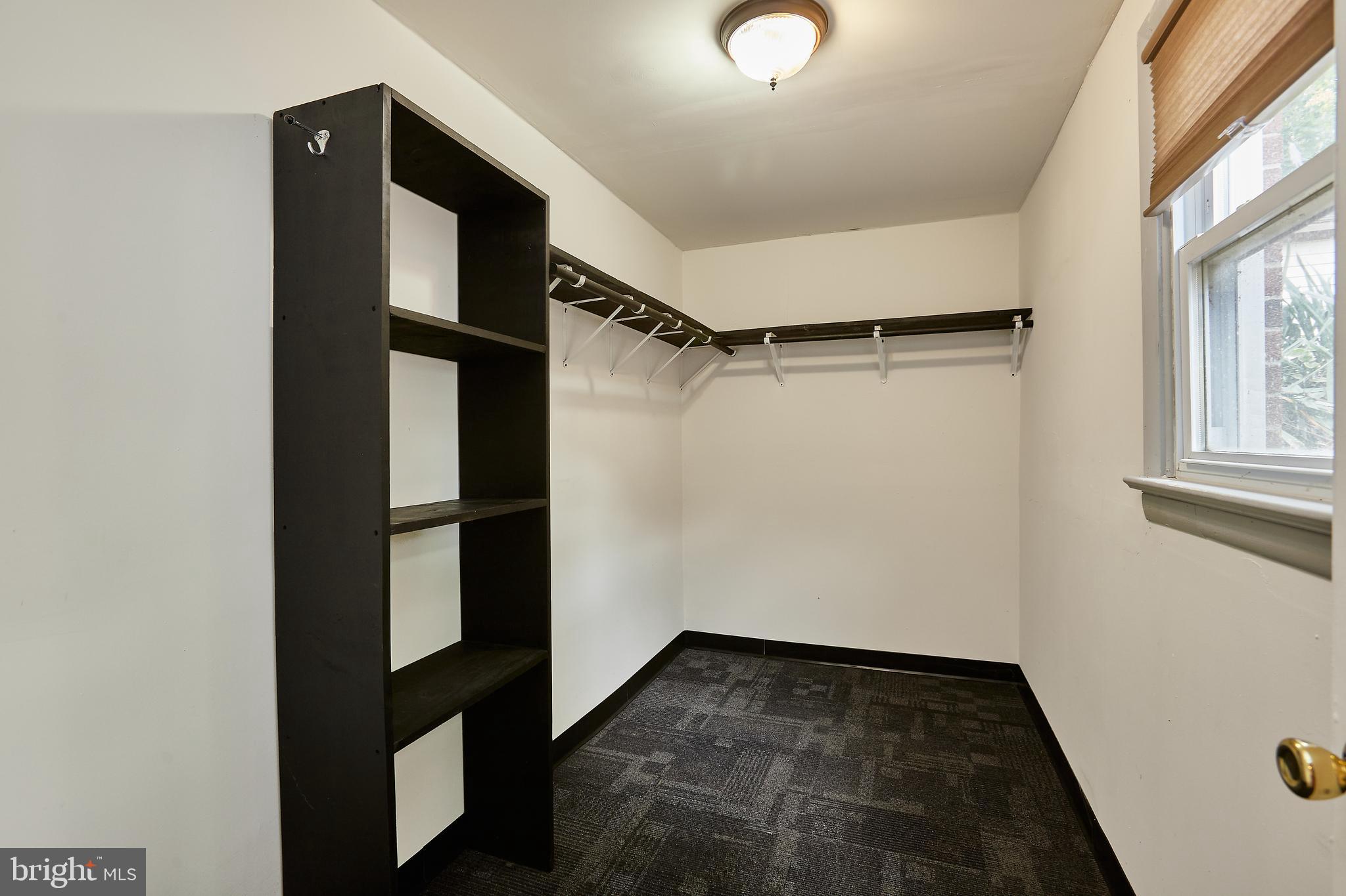 SUBURBAN ESTATES - Residential