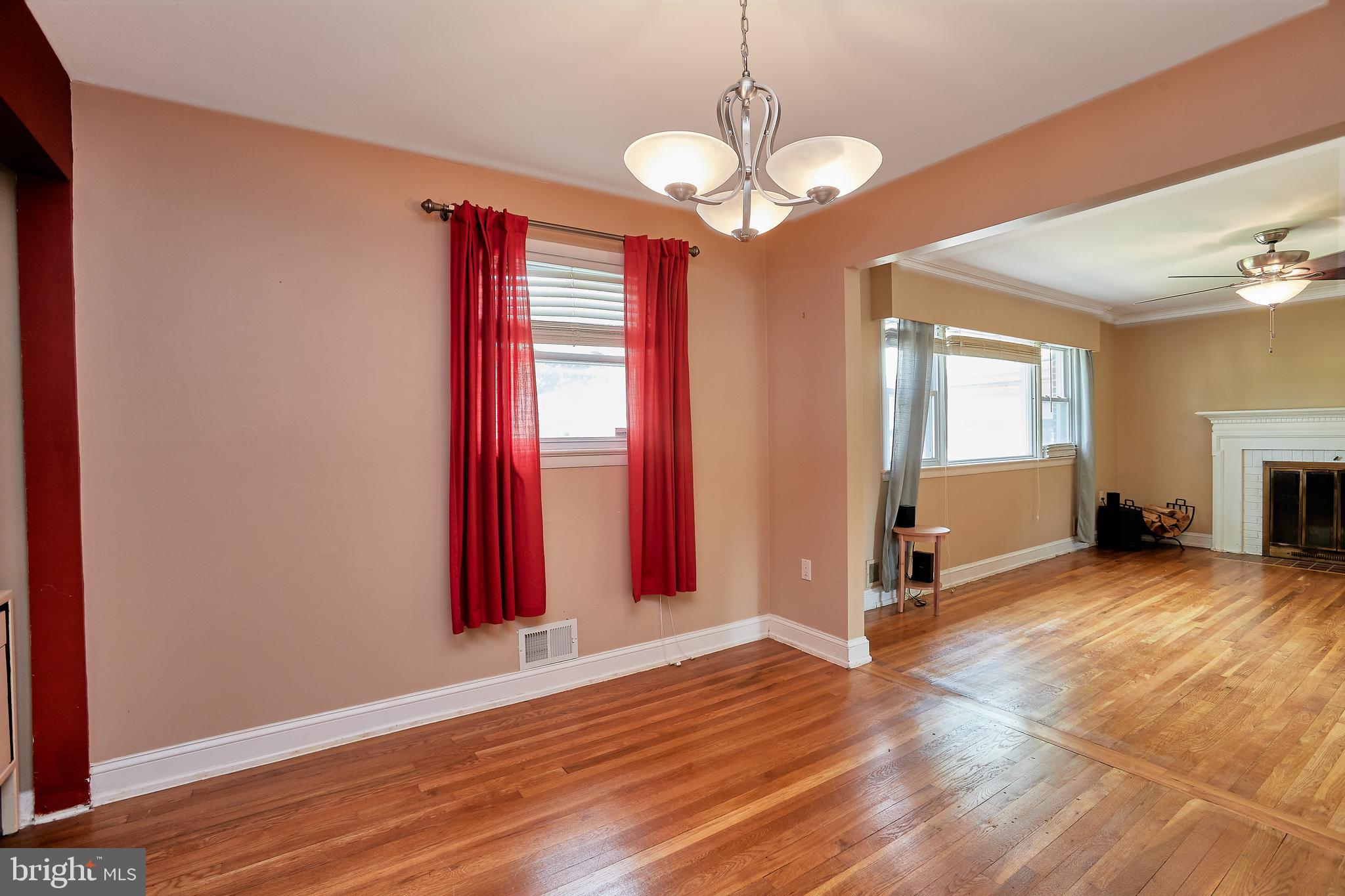 SUBURBAN ESTATES - Residential