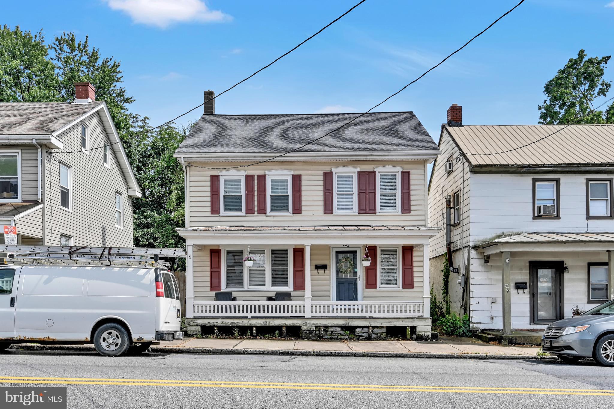 442 W MAIN STREET