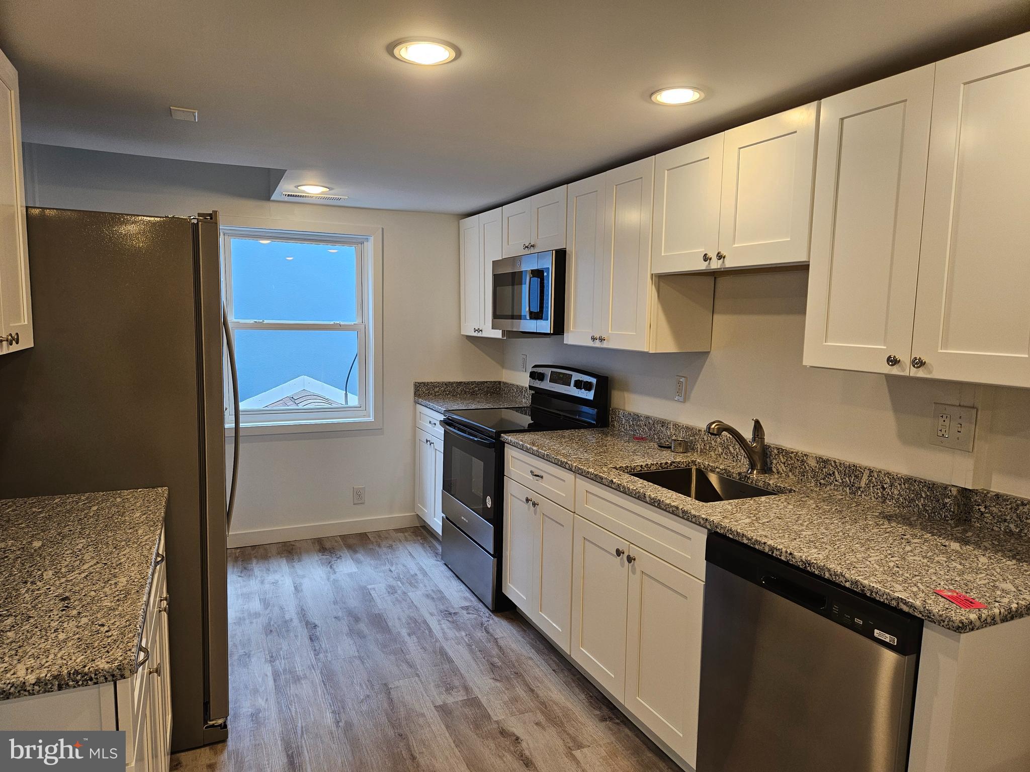 LAFAYETTE HILL - Residential Lease