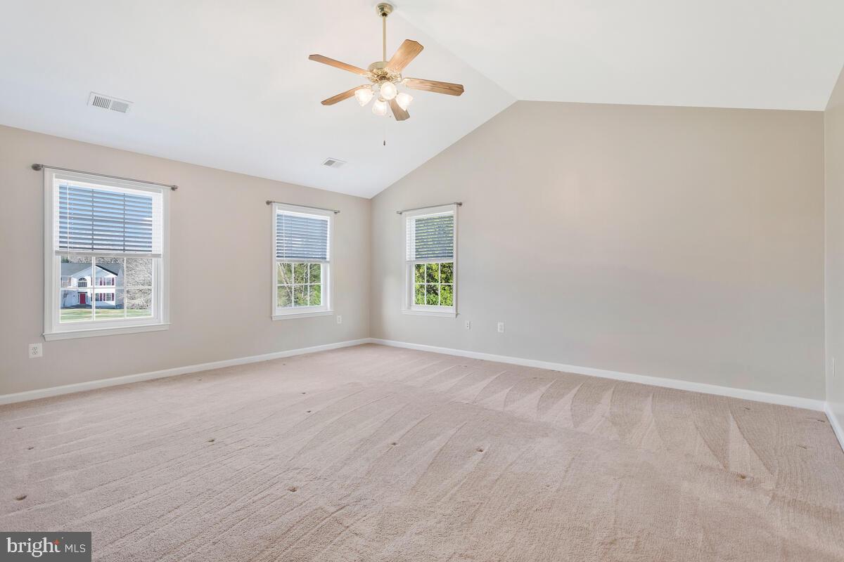 OAKLEIGH MANOR ESTATES - Residential