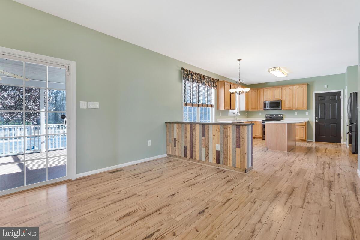 OAKLEIGH MANOR ESTATES - Residential