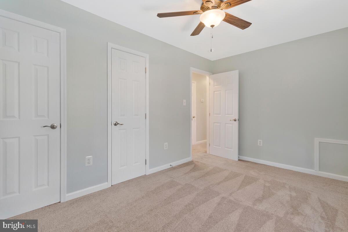 OAKLEIGH MANOR ESTATES - Residential