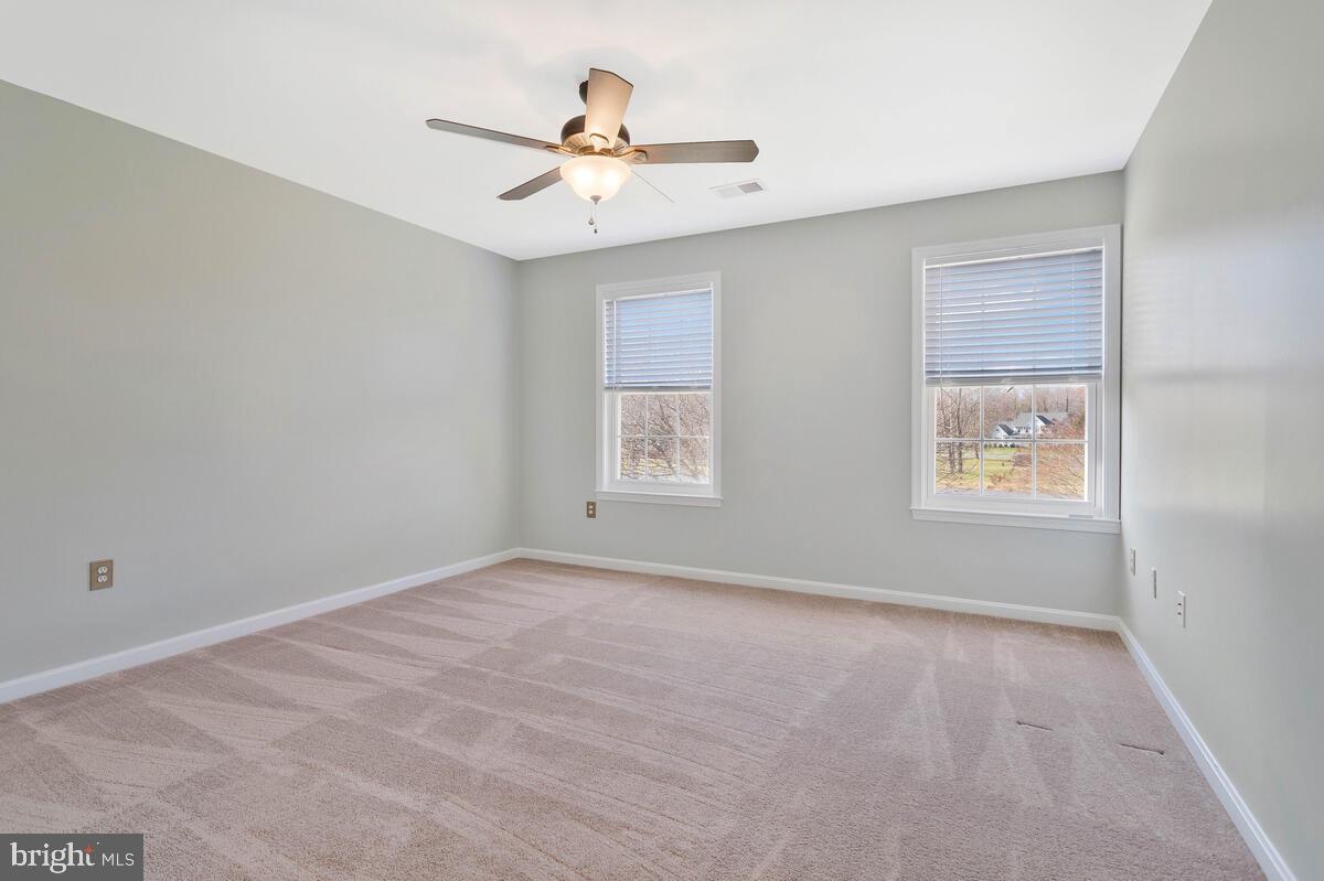 OAKLEIGH MANOR ESTATES - Residential