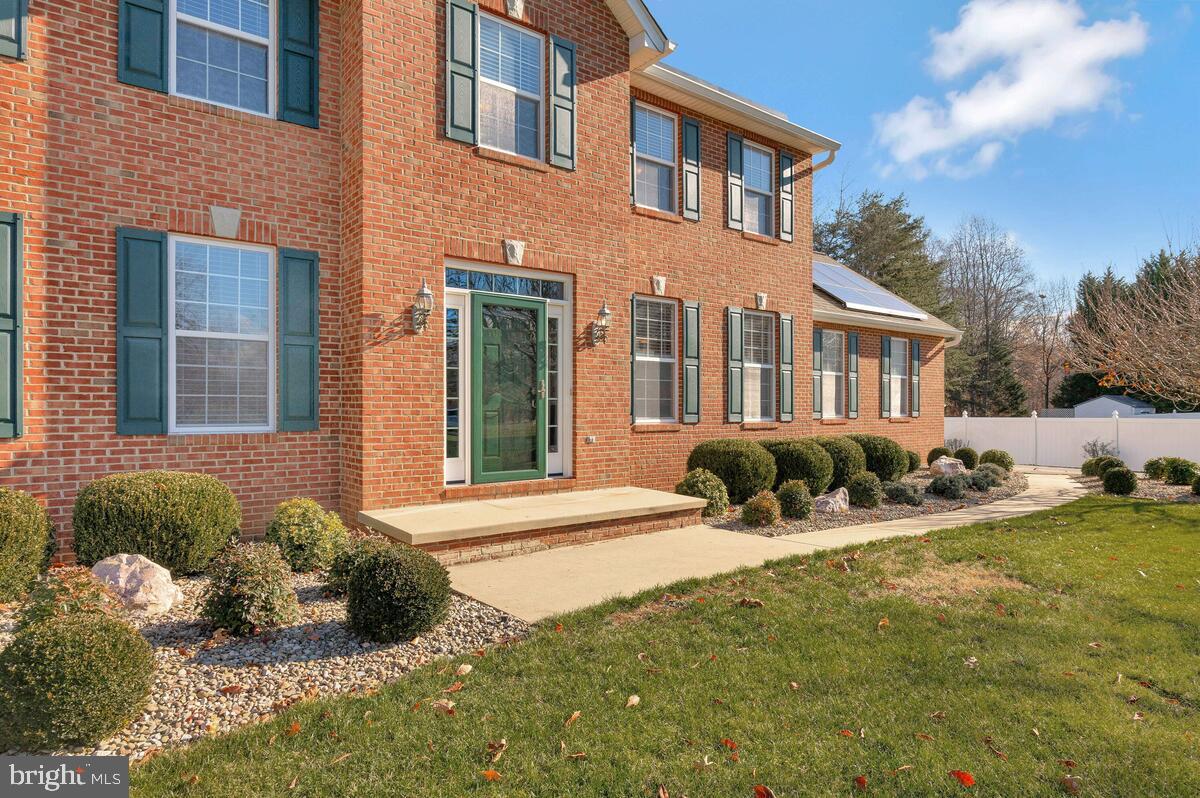 OAKLEIGH MANOR ESTATES - Residential