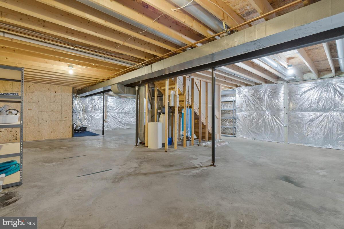 OAKLEIGH MANOR ESTATES - Residential