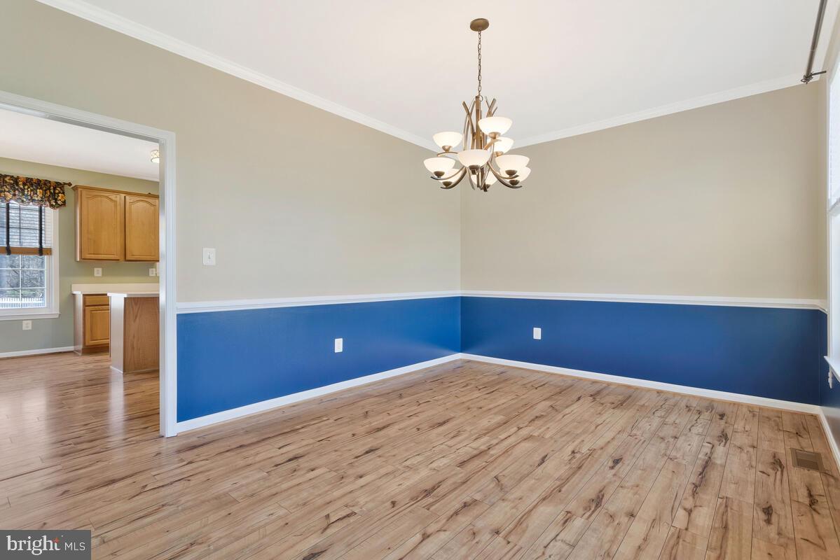 OAKLEIGH MANOR ESTATES - Residential