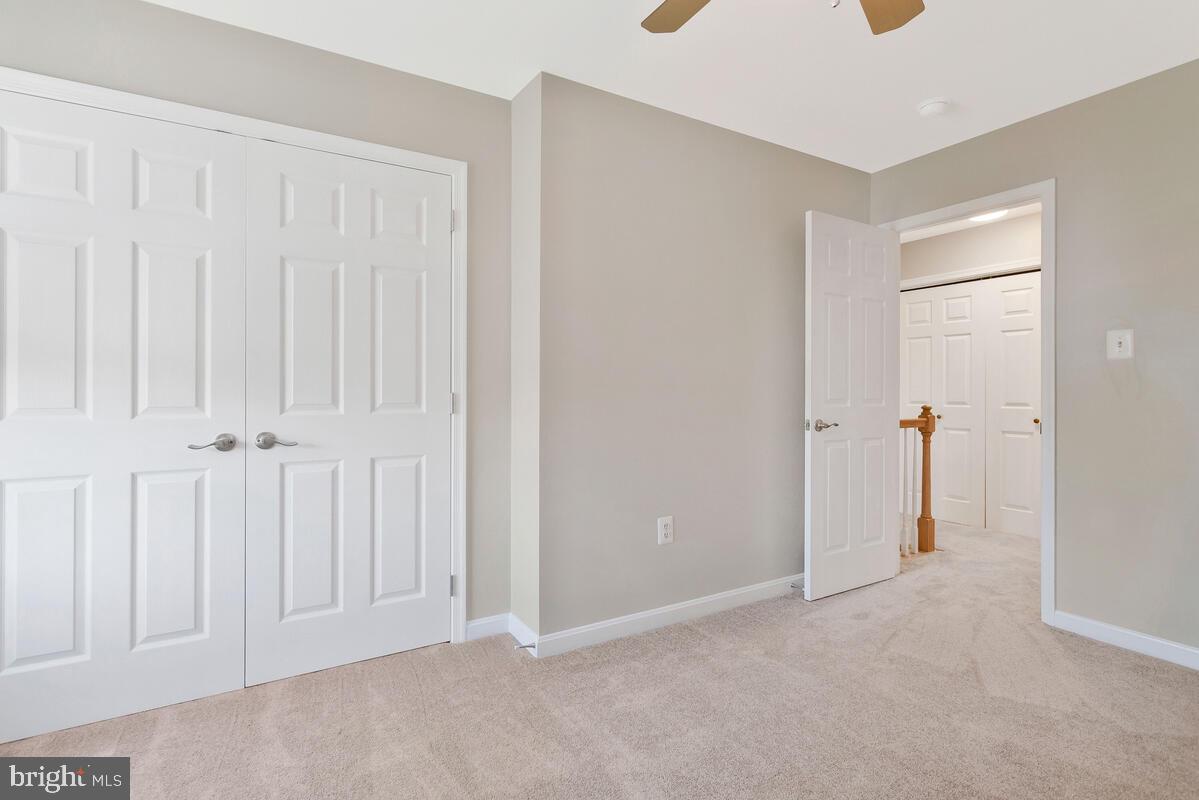 OAKLEIGH MANOR ESTATES - Residential