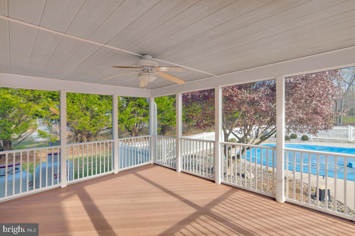 OAKLEIGH MANOR ESTATES - Residential