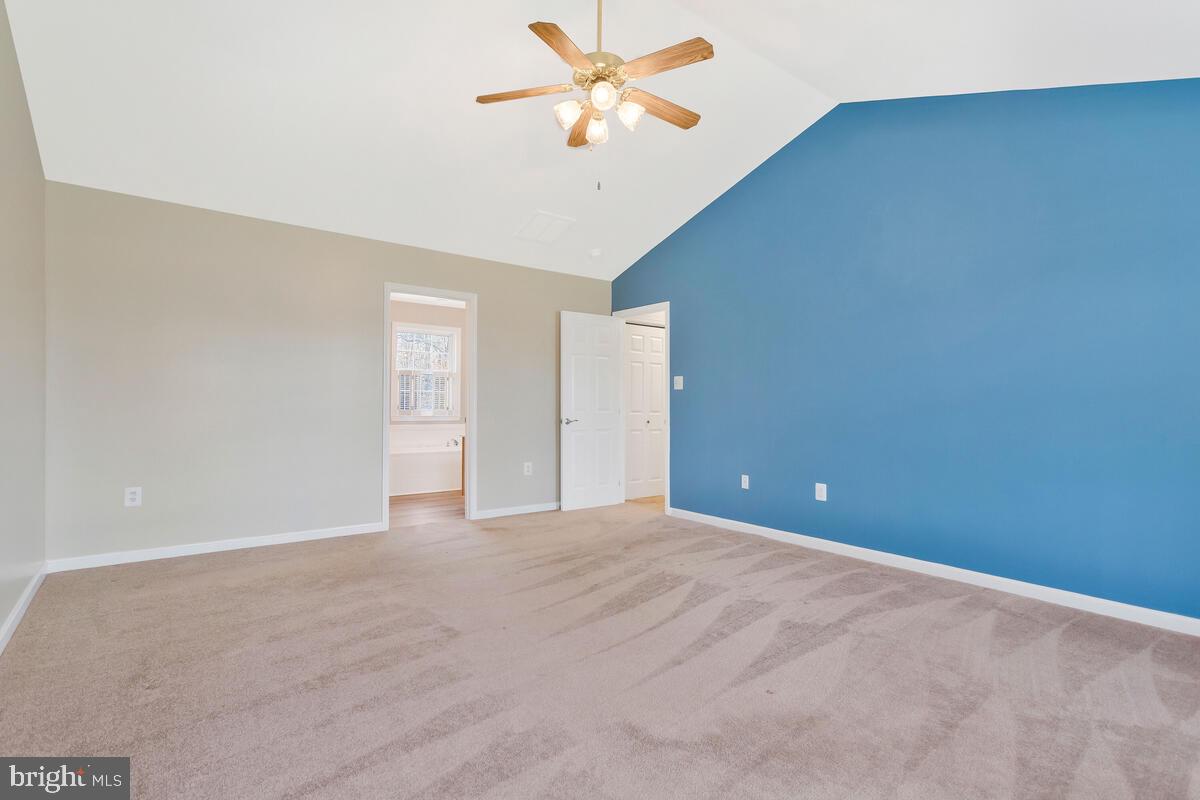 OAKLEIGH MANOR ESTATES - Residential