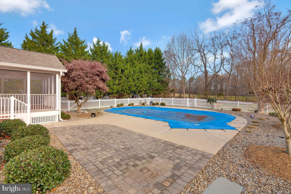 OAKLEIGH MANOR ESTATES - Residential