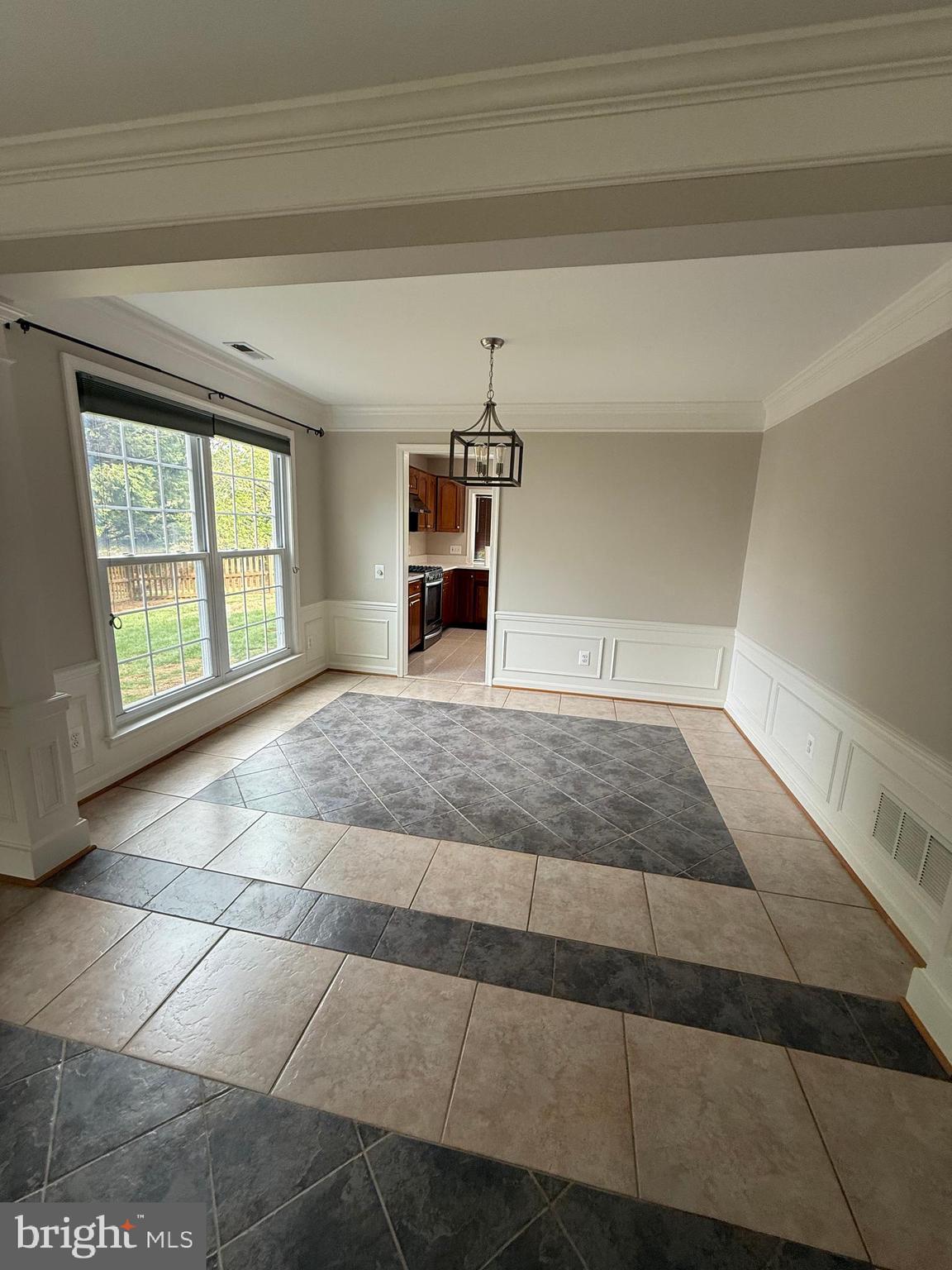 EXETER - Residential Lease