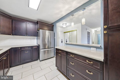 Condo For Sale - 11801 Rockville Pike #213<br/> Montgomery County, ROCKVILLE, MD 20852