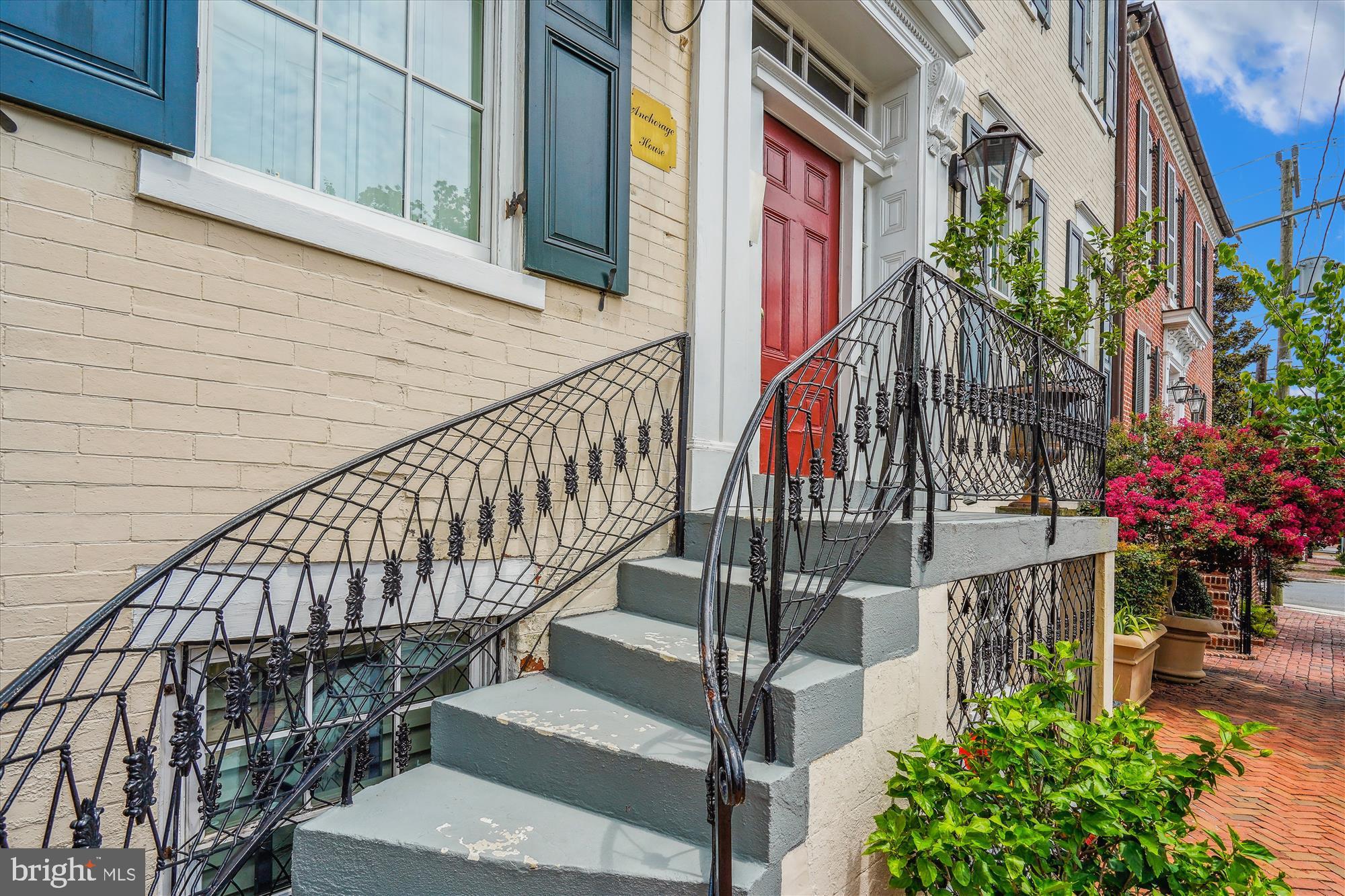 Discover historic charm with modern comfort in 603 Queen Street Unit 6, nestled in the esteemed Anchorage House condominium, built in 1815 in the heart of Old Town Alexandria. Property Highlights Include: 1-bedroom, 1-bath loft-style condo ( 680 sq ft): A classic two-level layout featuring a cozy loft bedroom above the living area. Historic character & modern updates: Preserved heart-of-pine floors and an elegant wood-burning fireplace are thoughtfully combined with granite countertops, and Bosch washer/dryer. Bright & inviting spaces: Natural light floods the great-room–style living/dining combo through south-facing windows, enhancing its classic ambiance. Convenient amenities: Includes one assigned parking space, central A/C (electric), efficient forced-air heating, and efficient kitchen appliances. Located just two blocks from vibrant King Street and six blocks from the Potomac River, this home enjoys the best of Old Town’s historic district: charming cafes, boutique shops, art galleries, and scenic bike paths. Reagan National Airport, the Metro, and I‑95 are all within easy reach. With a Walk Score of 97, daily errands and evening strolls are effortlessly walkable.