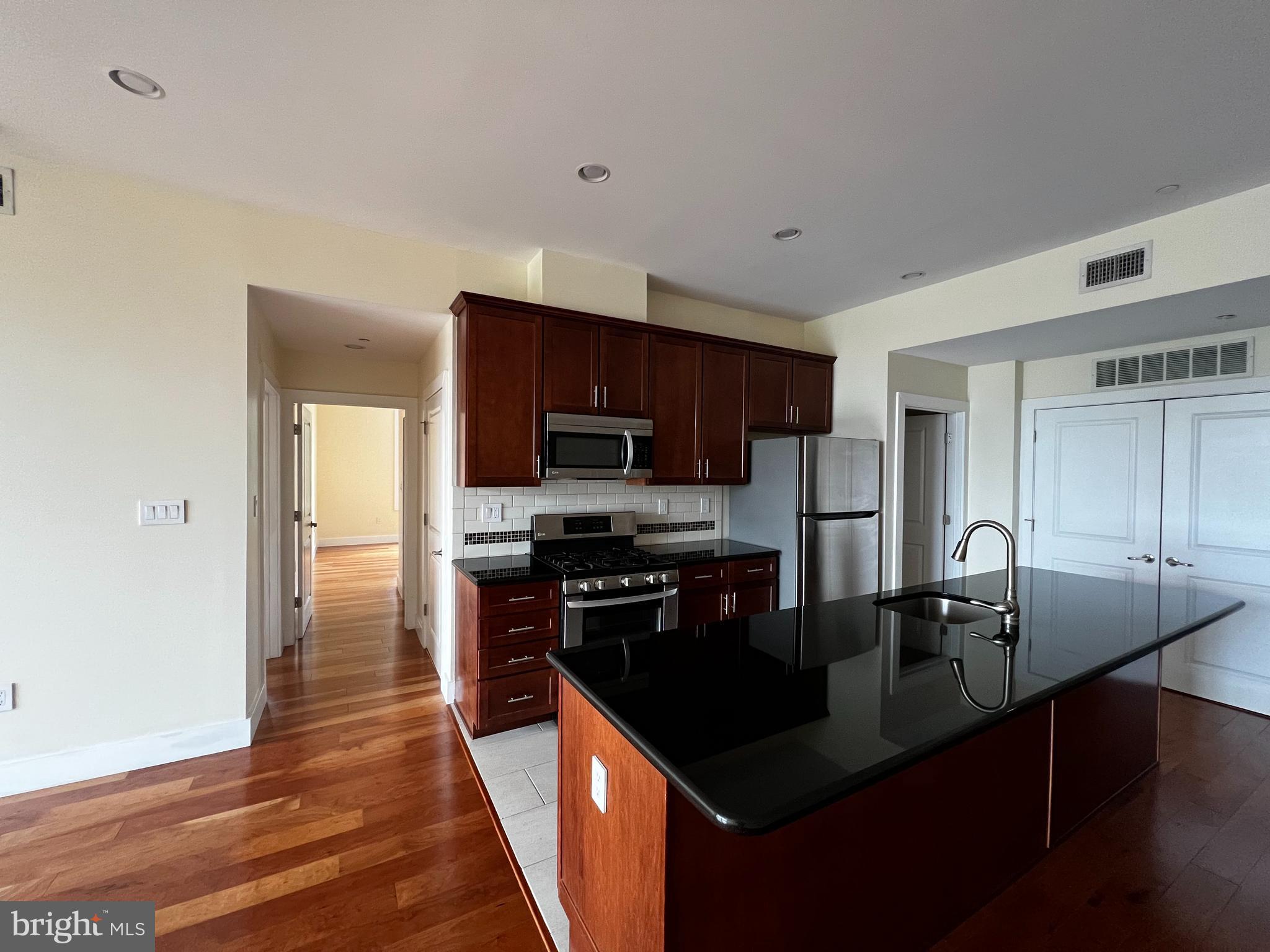 NORTHERN LIBERTIES - Residential Lease