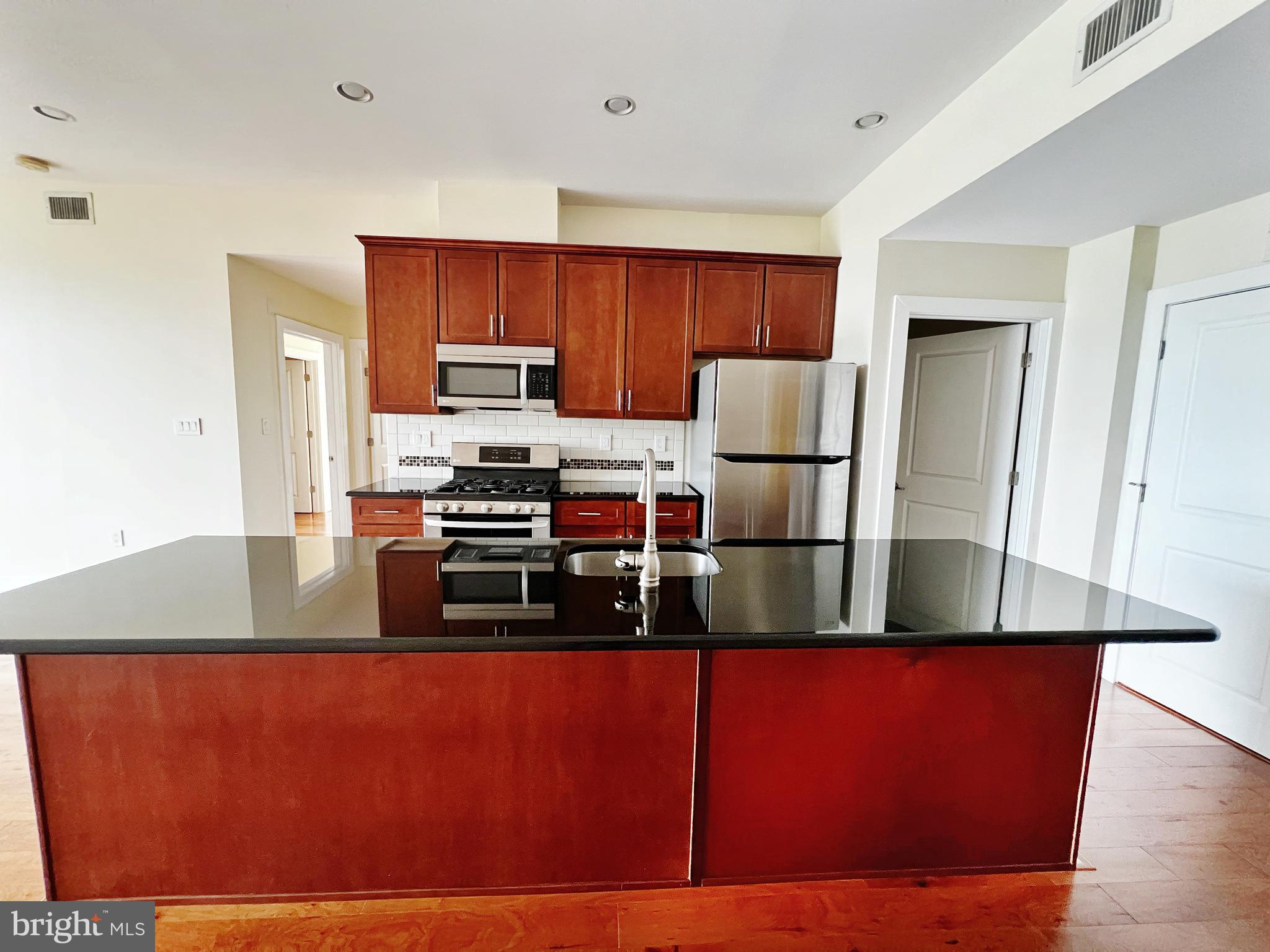 NORTHERN LIBERTIES - Residential Lease