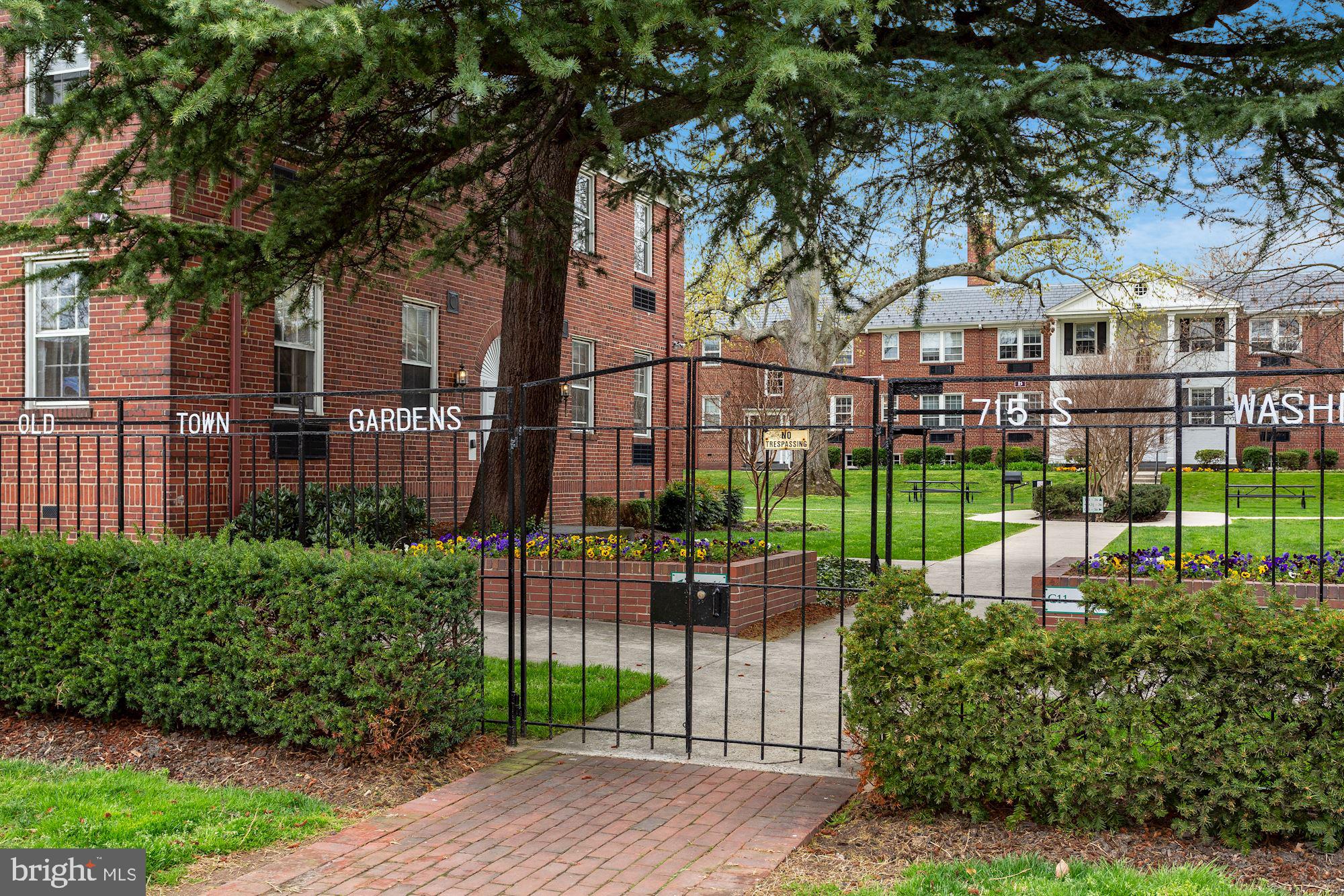 OLD TOWN GARDENS - Residential Lease