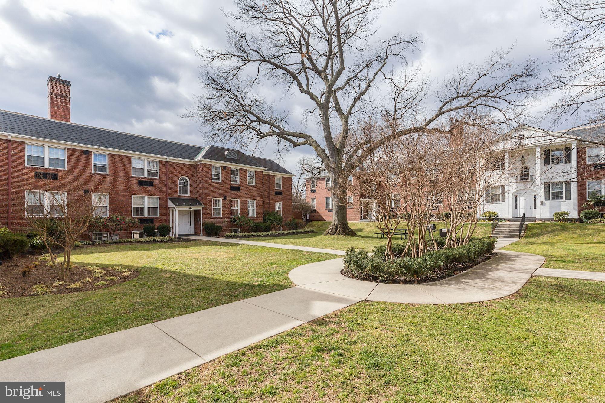 OLD TOWN GARDENS - Residential Lease