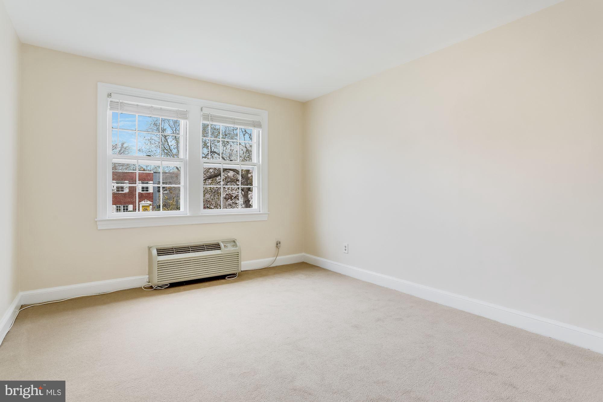 OLD TOWN GARDENS - Residential Lease