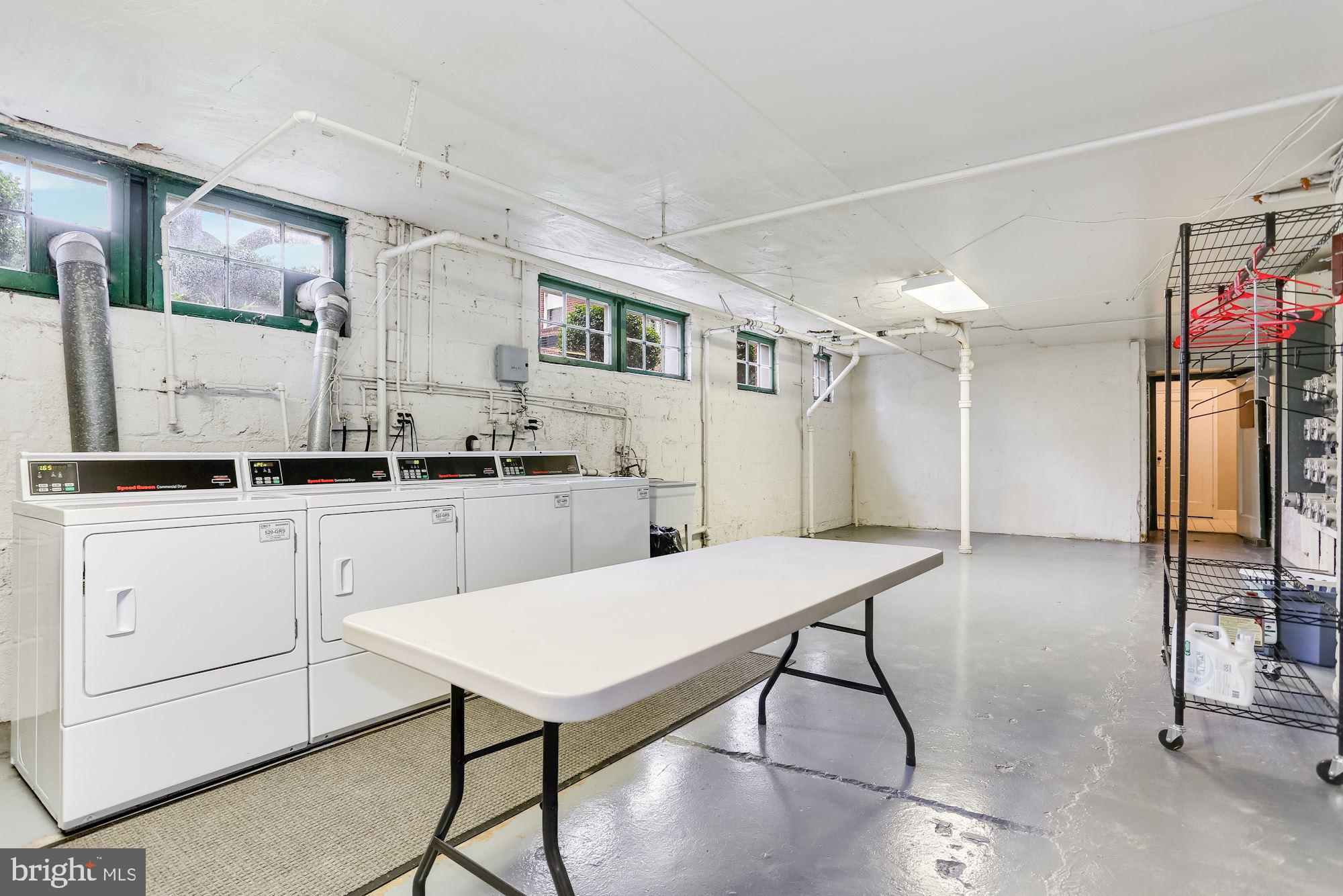 OLD TOWN GARDENS - Residential Lease