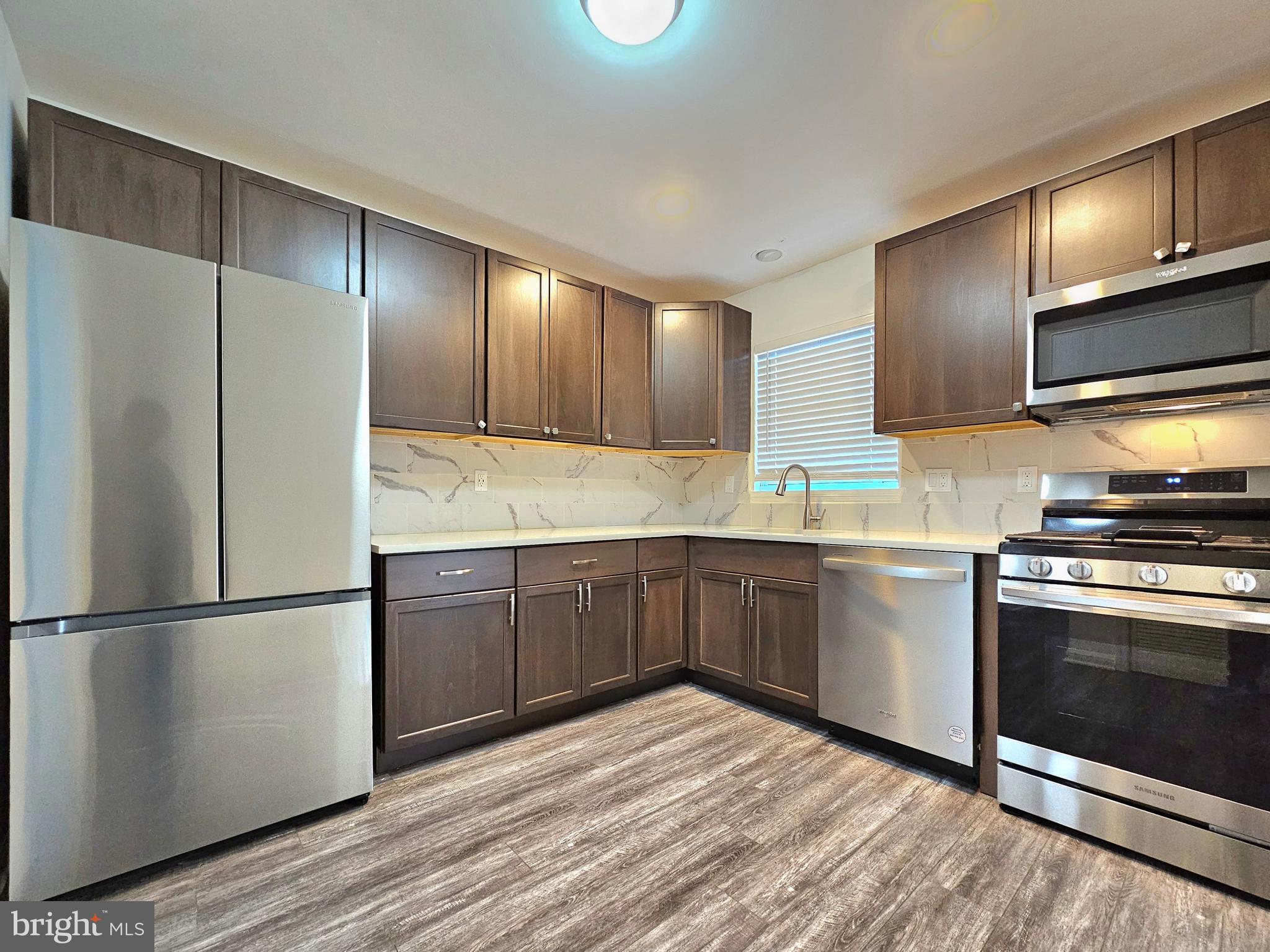 ASPEN GLEN - Residential Lease