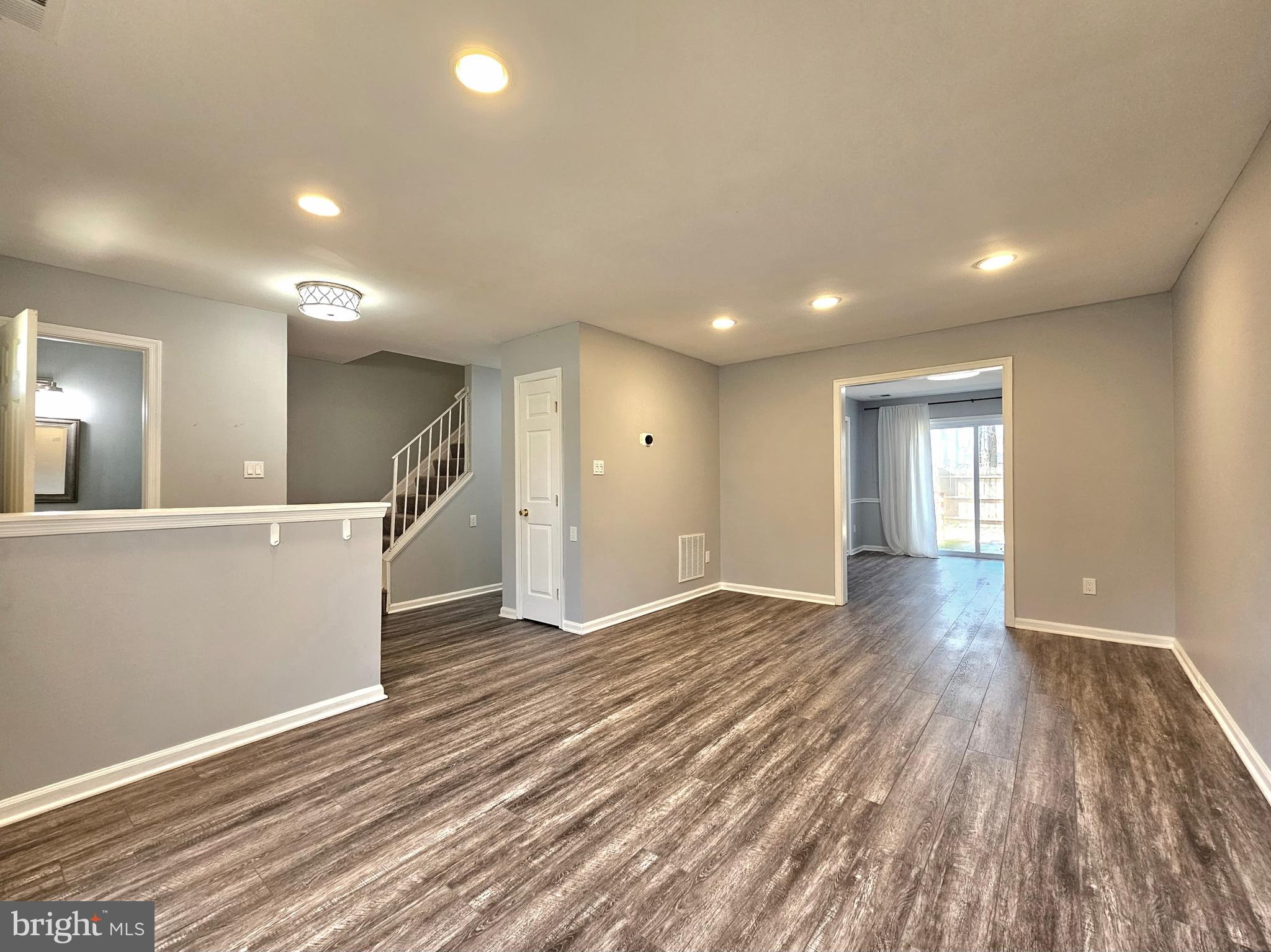 ASPEN GLEN - Residential Lease