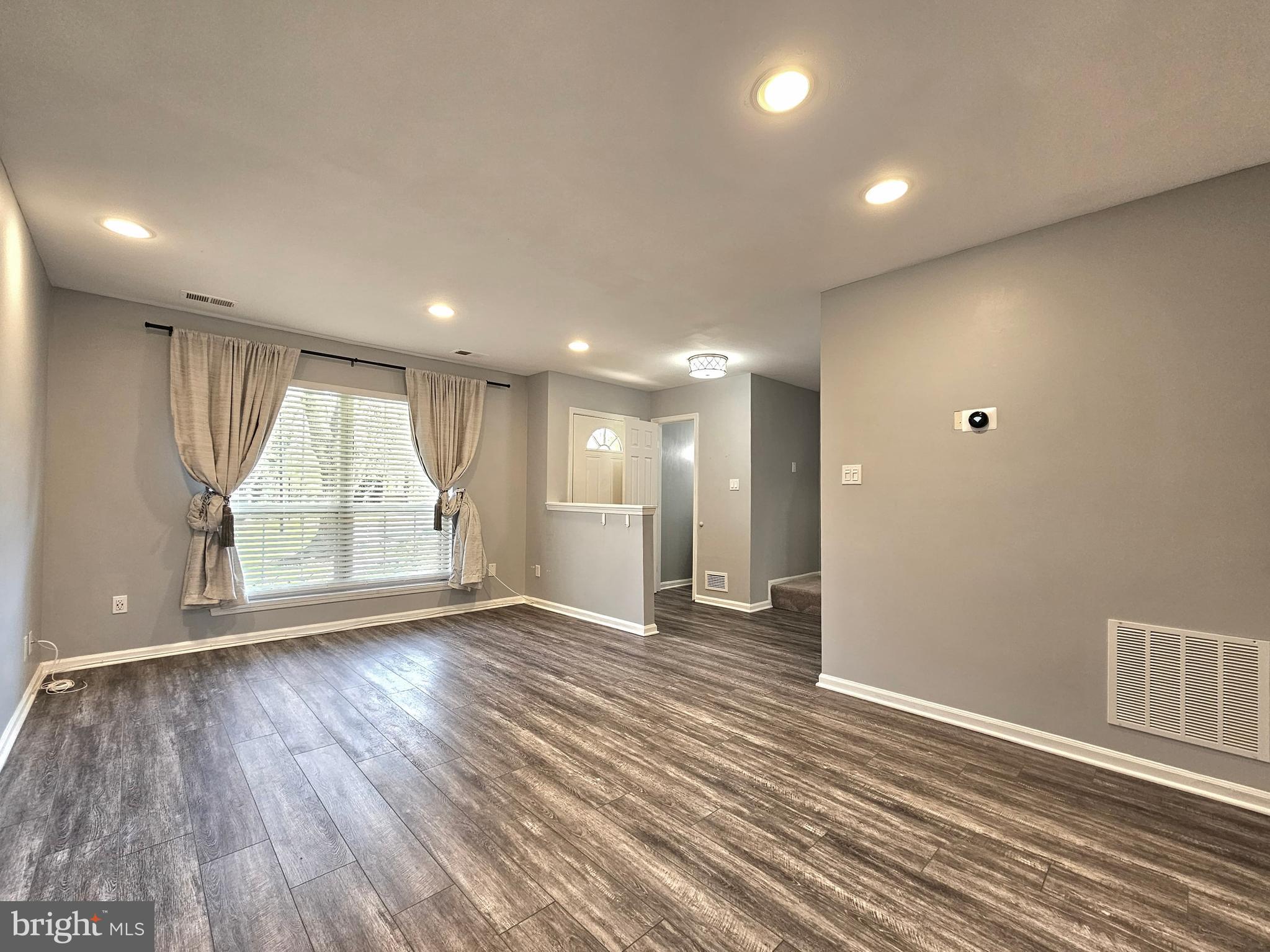 ASPEN GLEN - Residential Lease