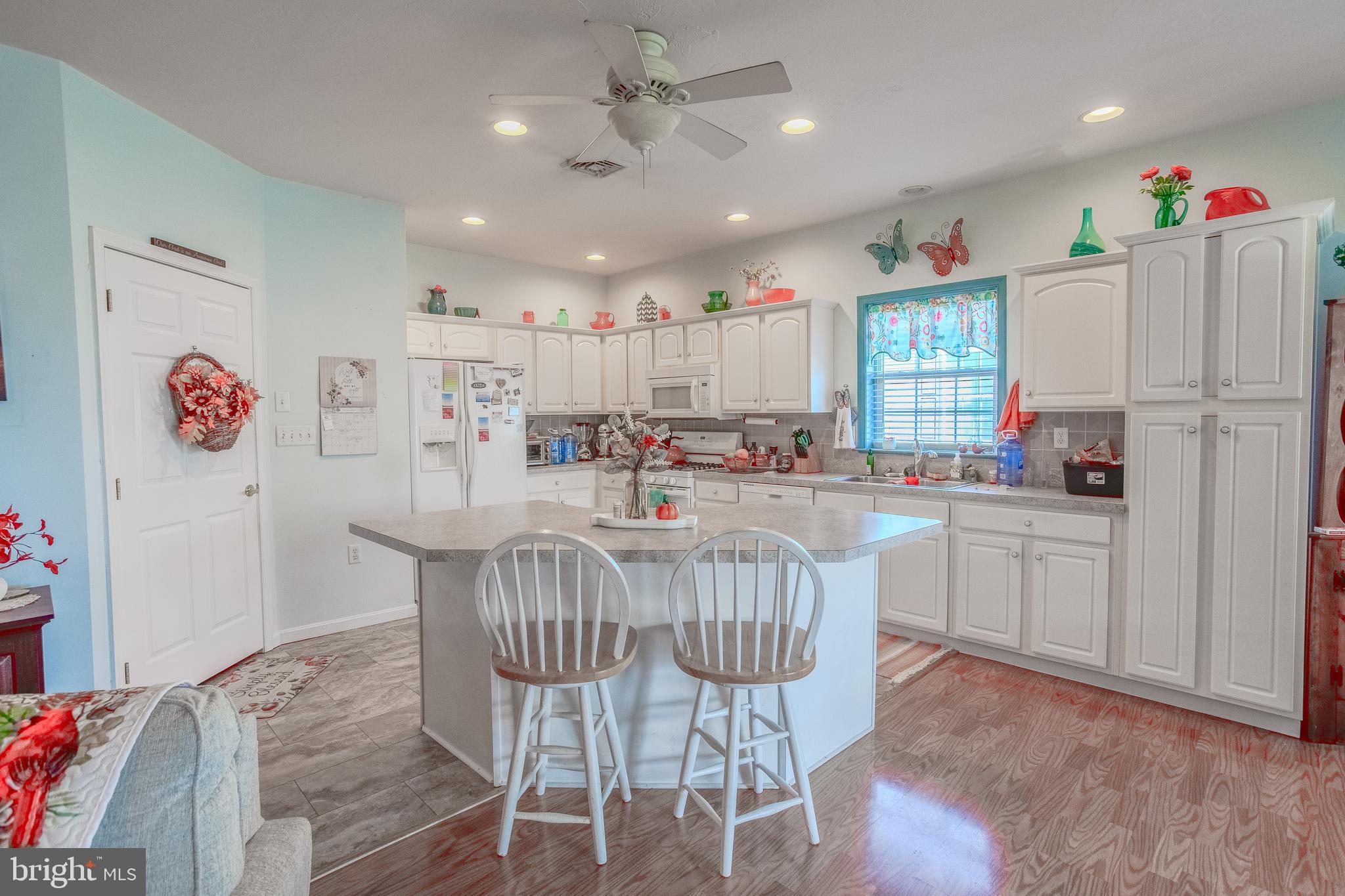 COUNTRYSIDE VILLAGE - Residential