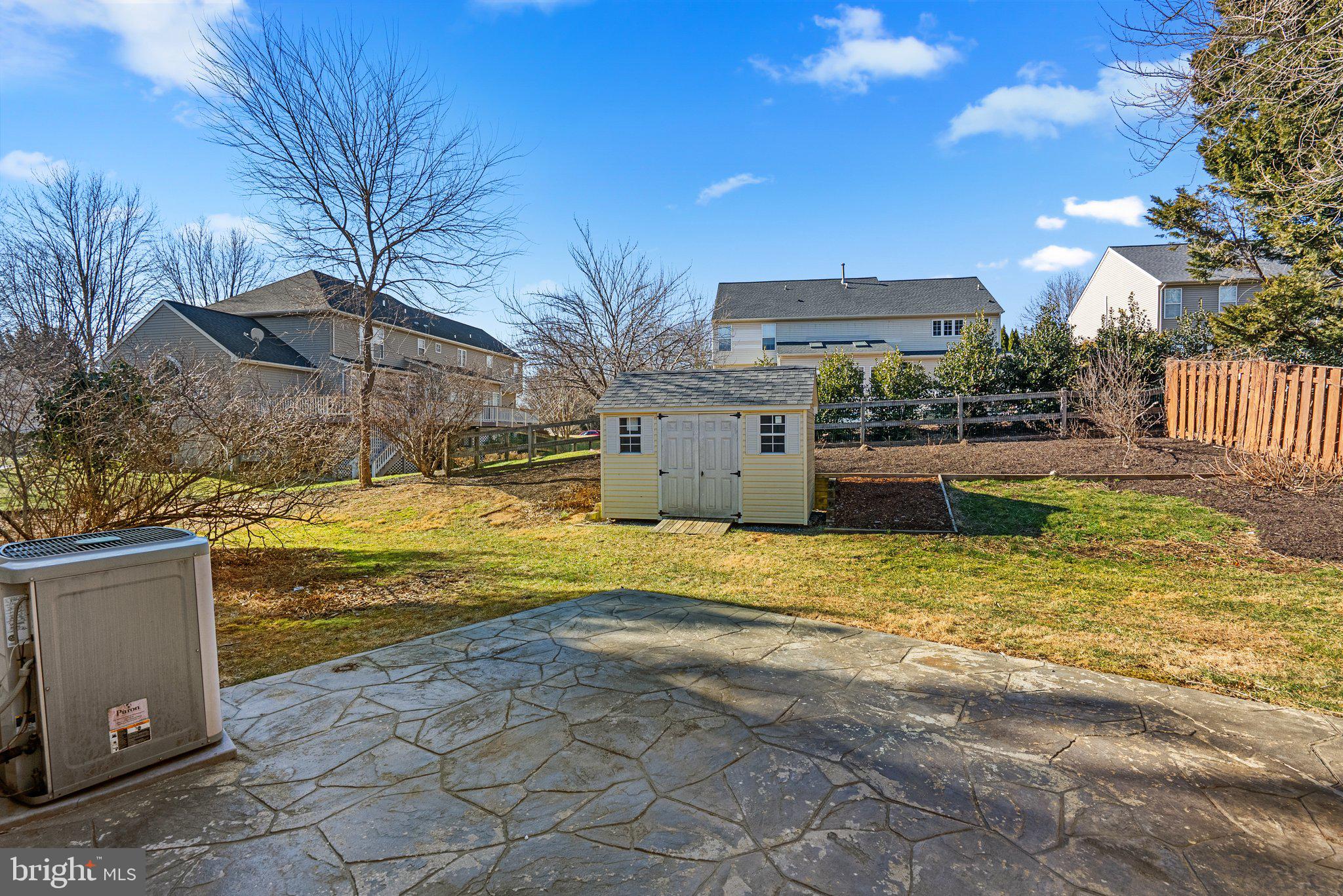 BRIARS ACRES - Residential