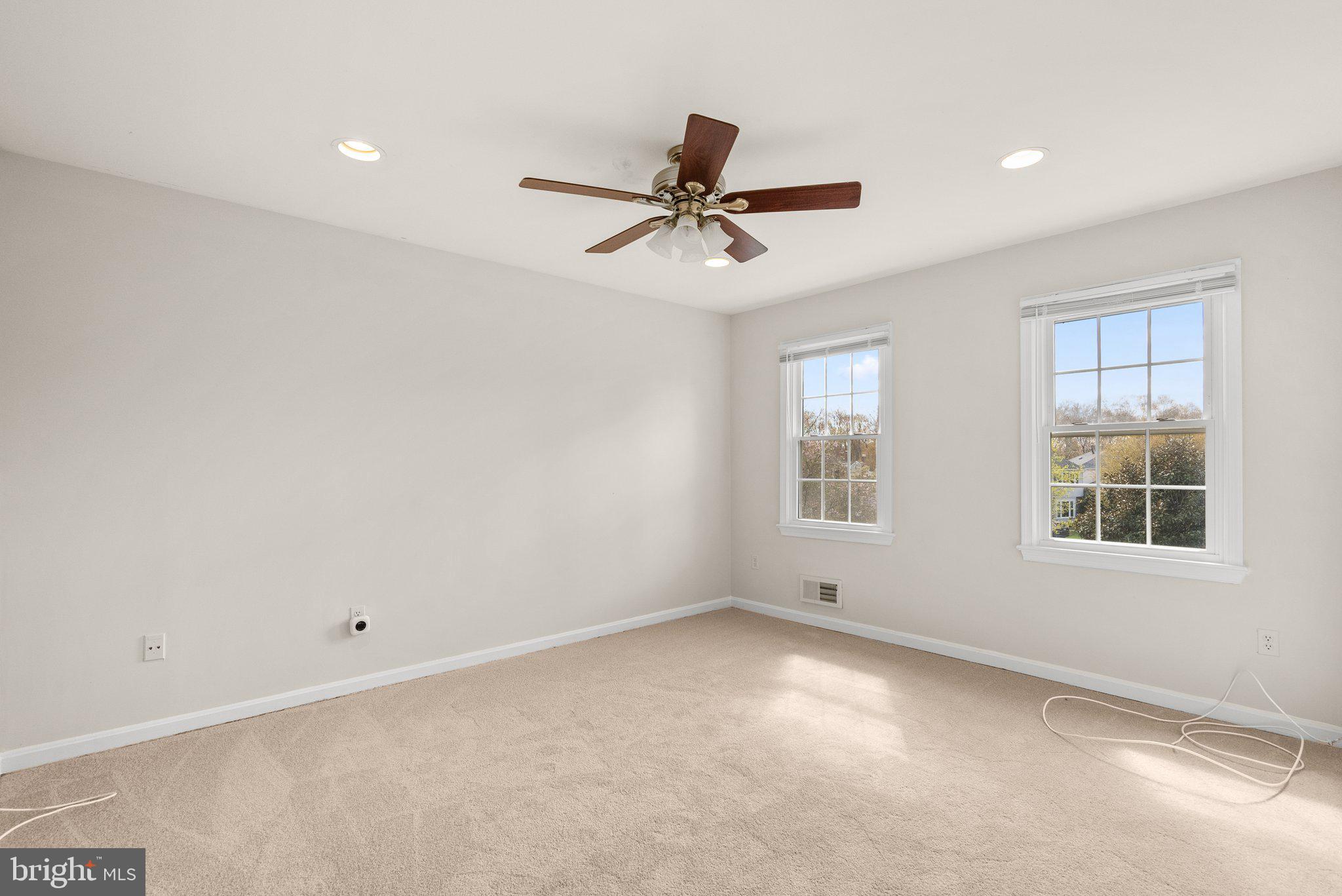 BRIARS ACRES - Residential