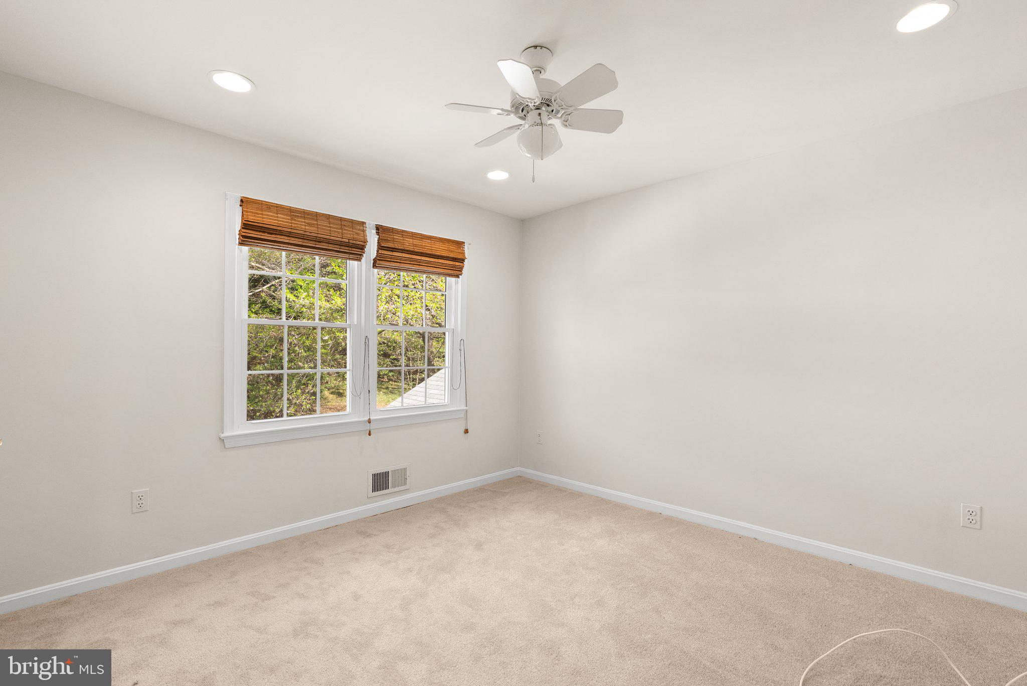 BRIARS ACRES - Residential