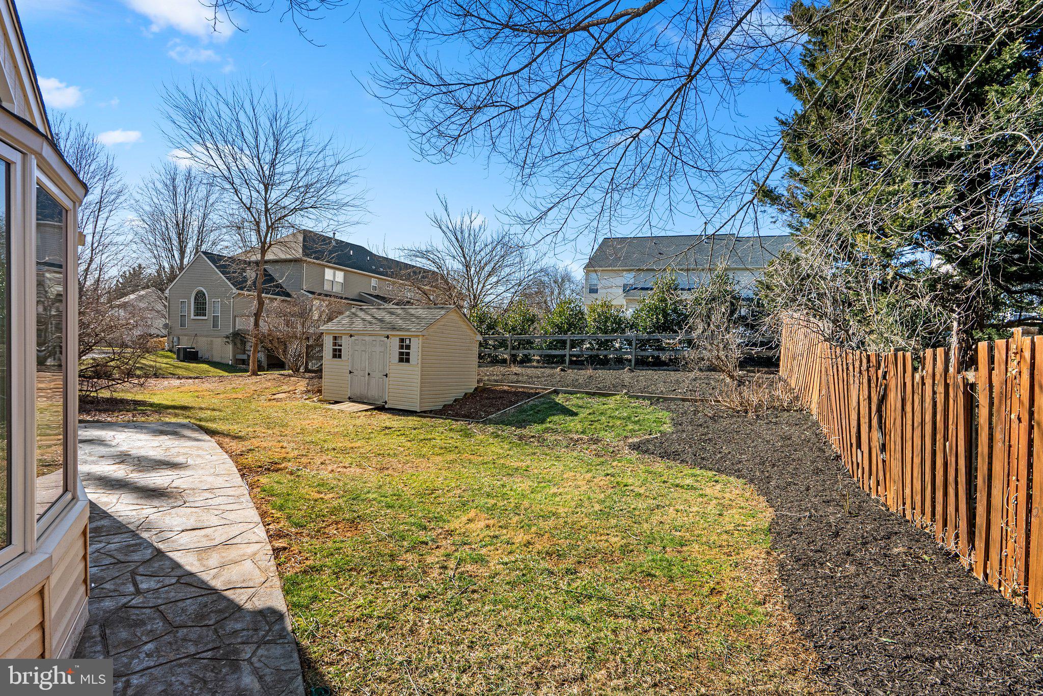 BRIARS ACRES - Residential