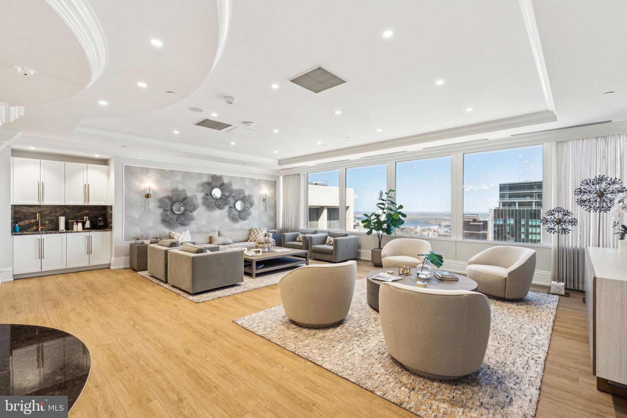 RITTENHOUSE SQUARE - Residential