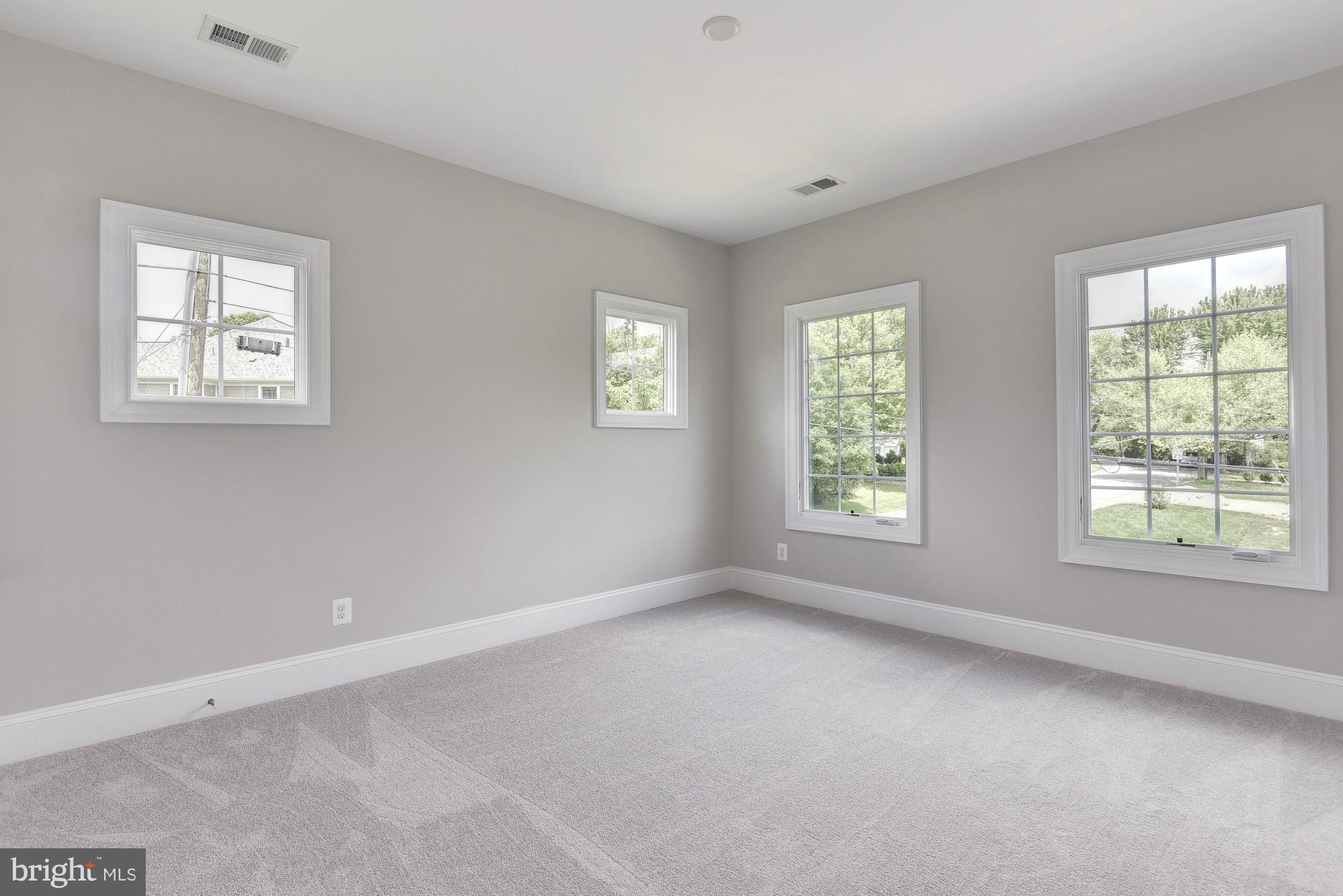 STONELEIGH - Residential