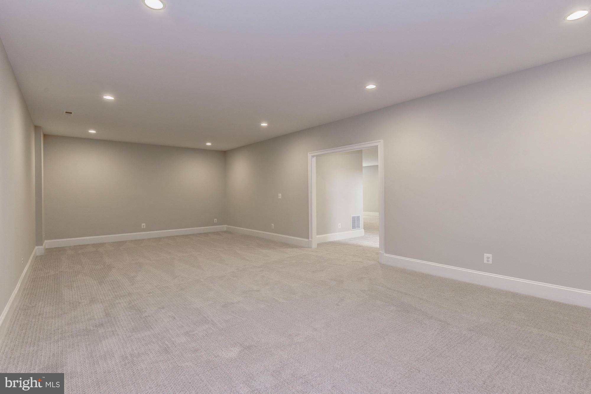 STONELEIGH - Residential