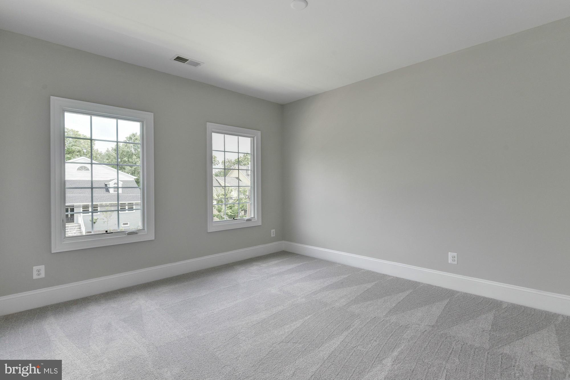 STONELEIGH - Residential