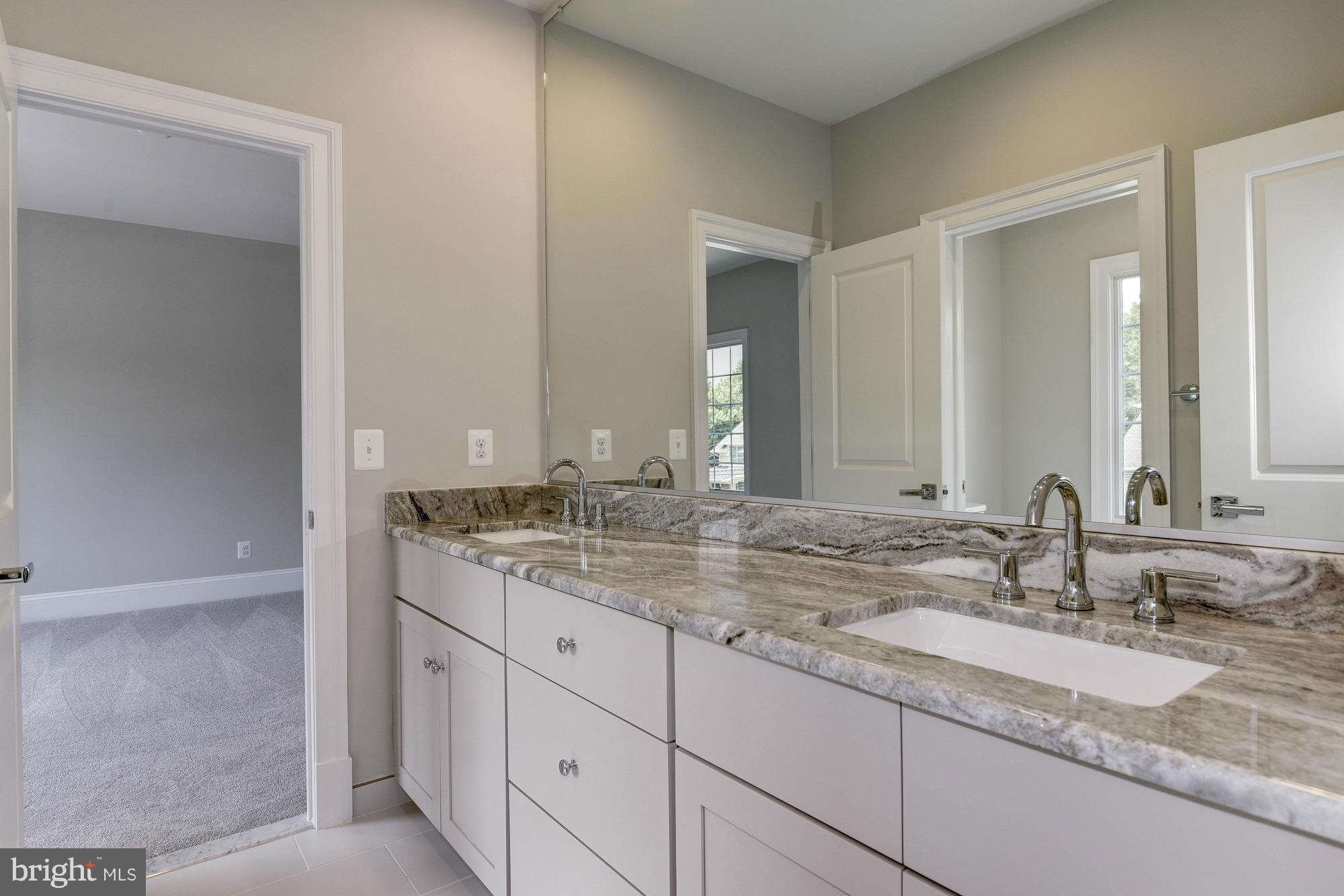 STONELEIGH - Residential