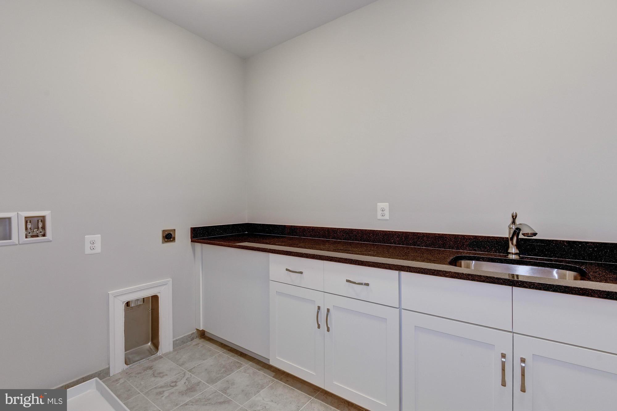 STONELEIGH - Residential