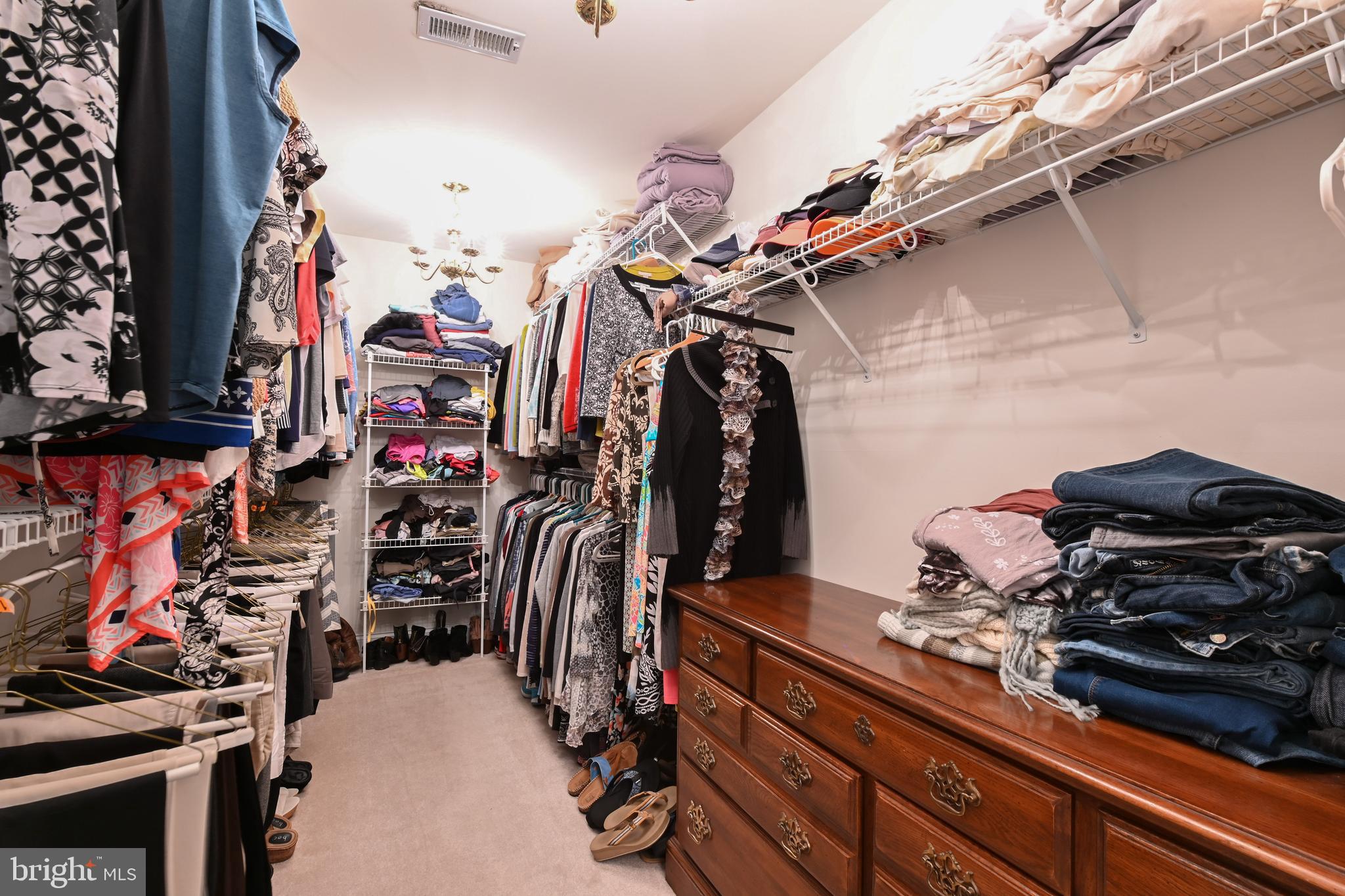 NORTH SELBY - Residential