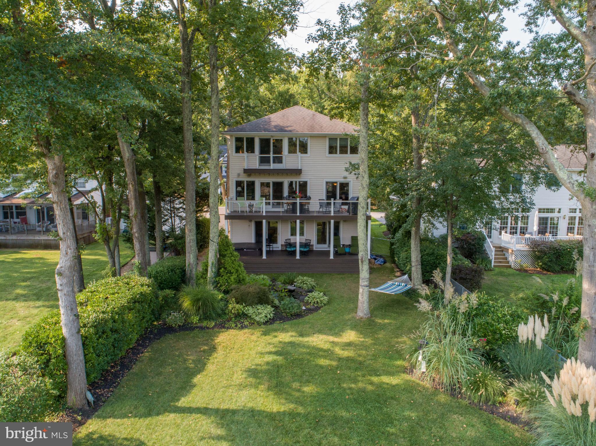 NORTH SELBY - Residential