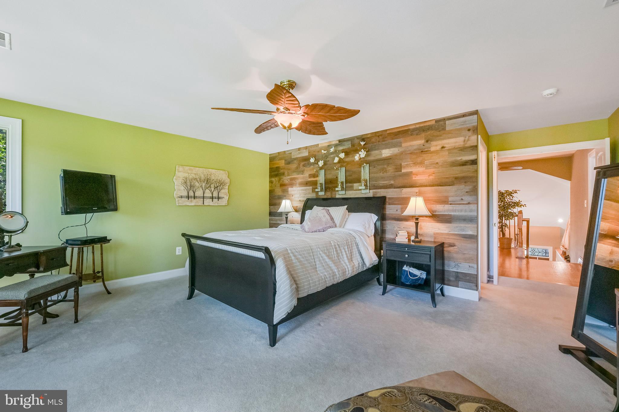 NORTH SELBY - Residential