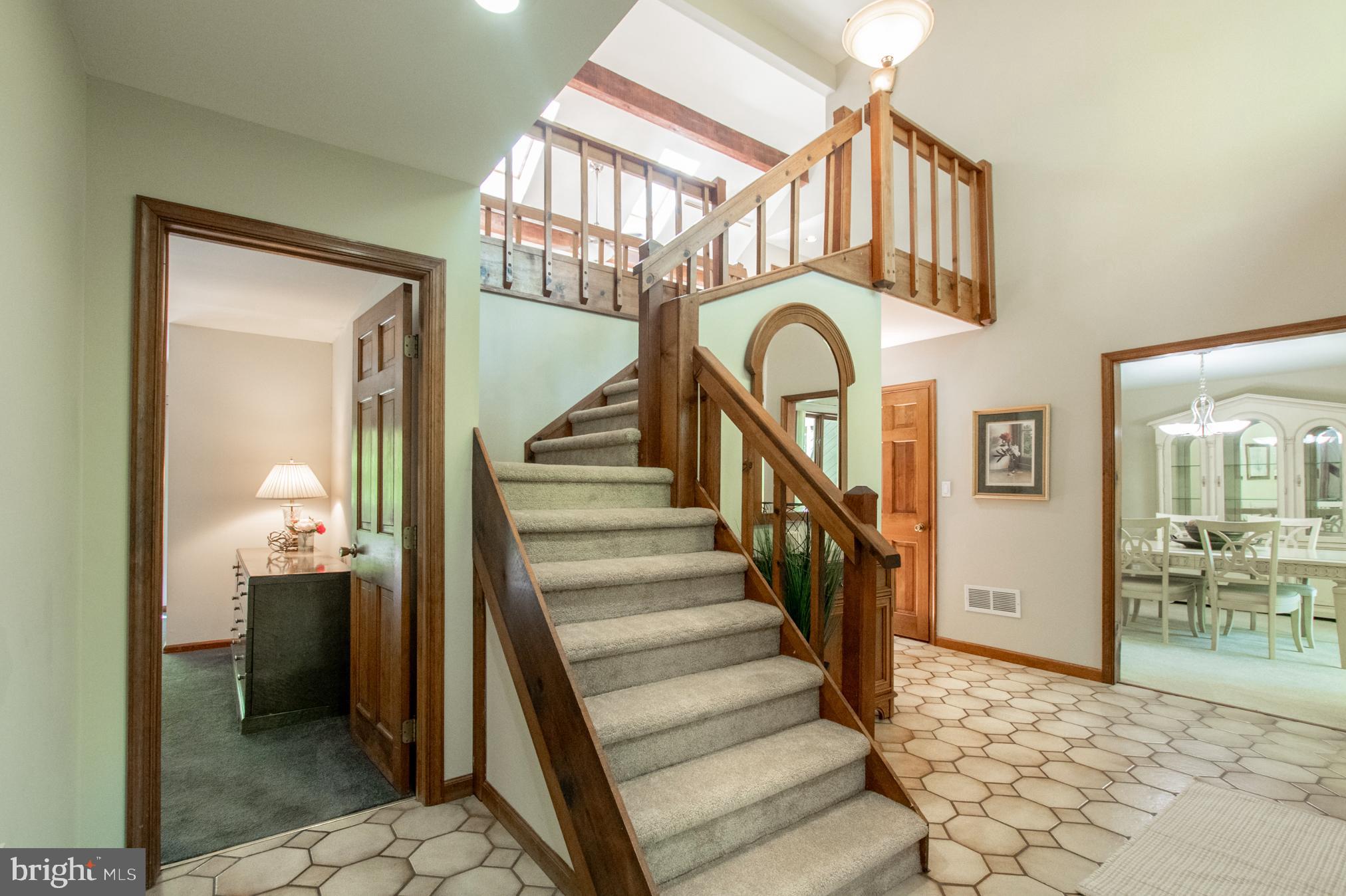 16 HUNTERS LANE