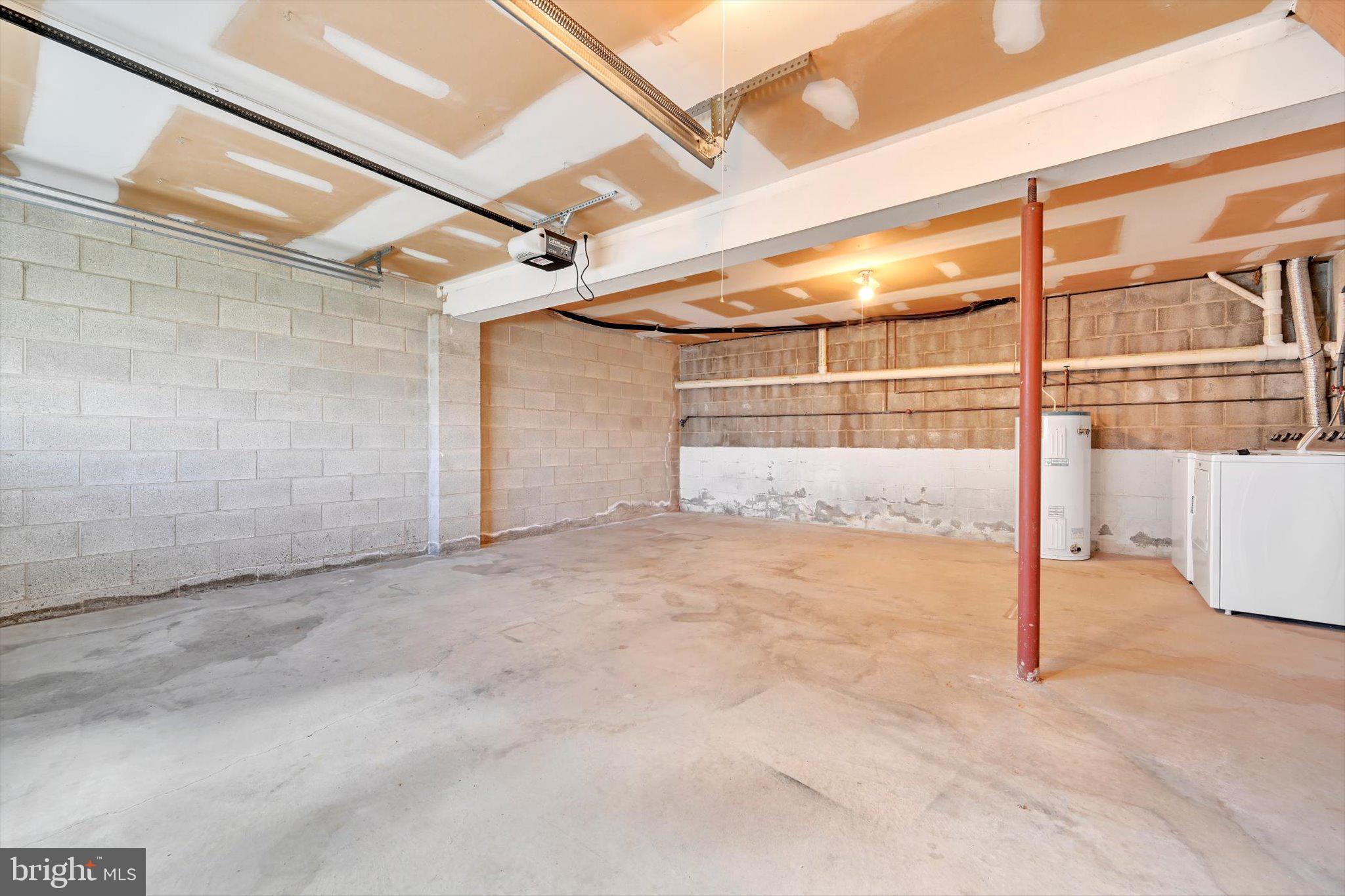 CHESTNUT RIDGE - Residential