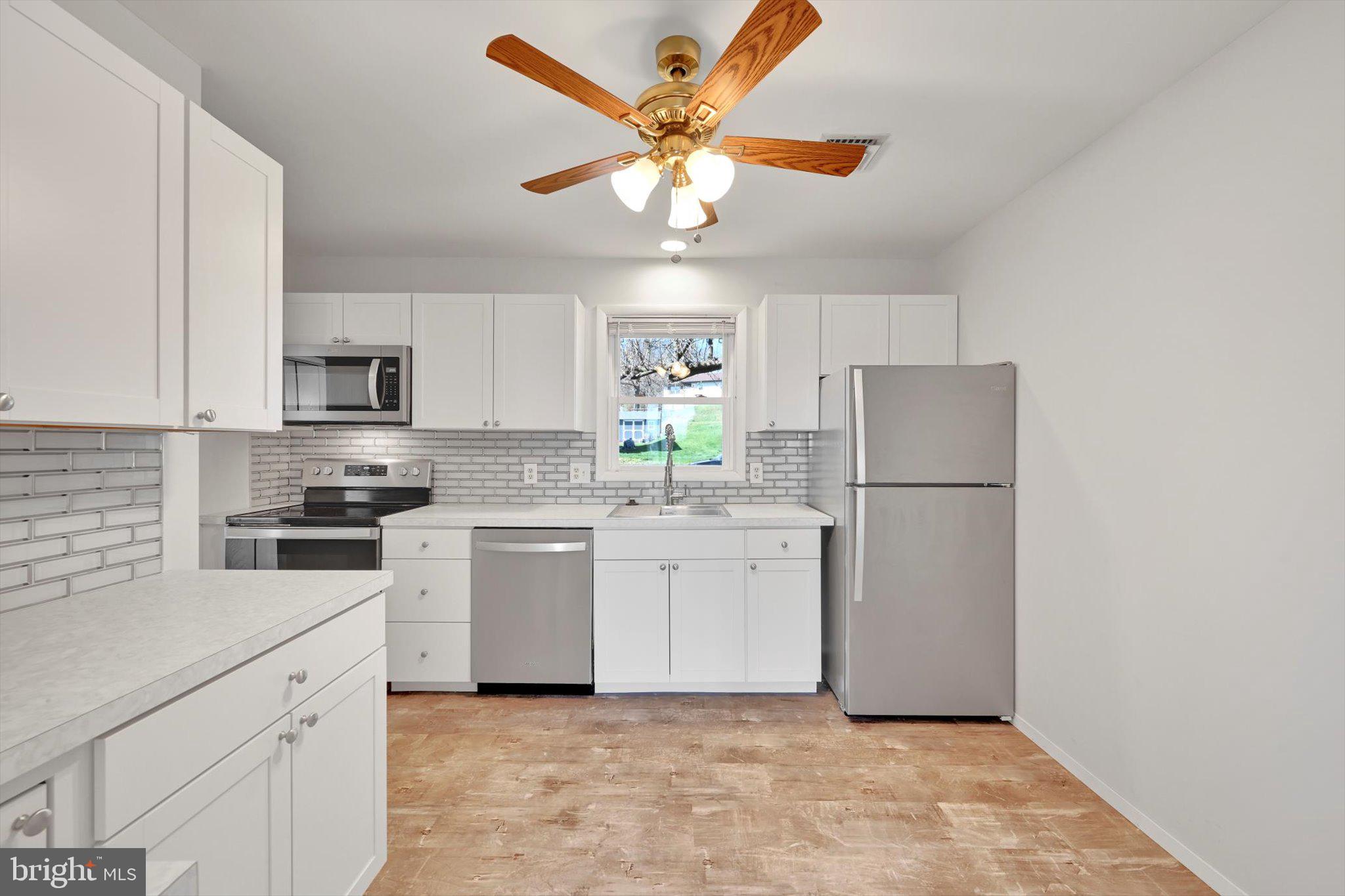 CHESTNUT RIDGE - Residential