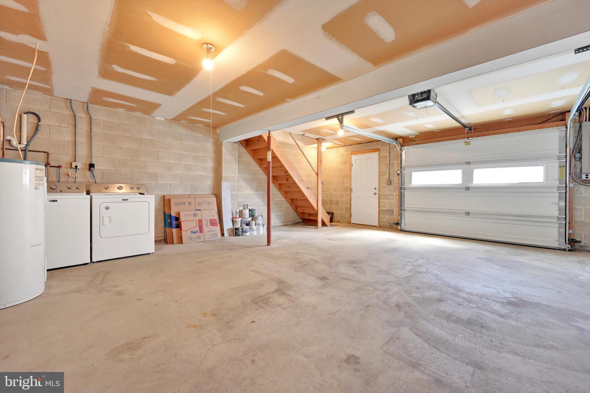 CHESTNUT RIDGE - Residential