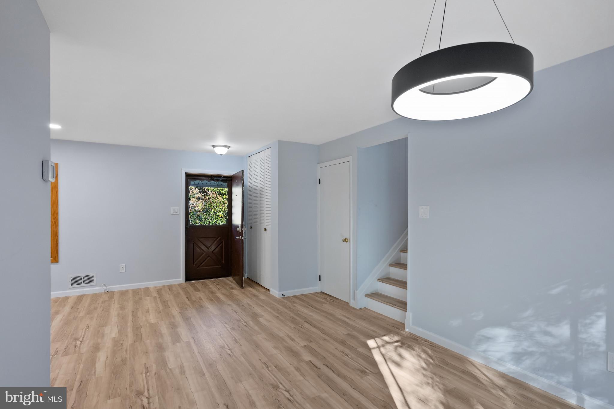 4728 REDFERN COURT